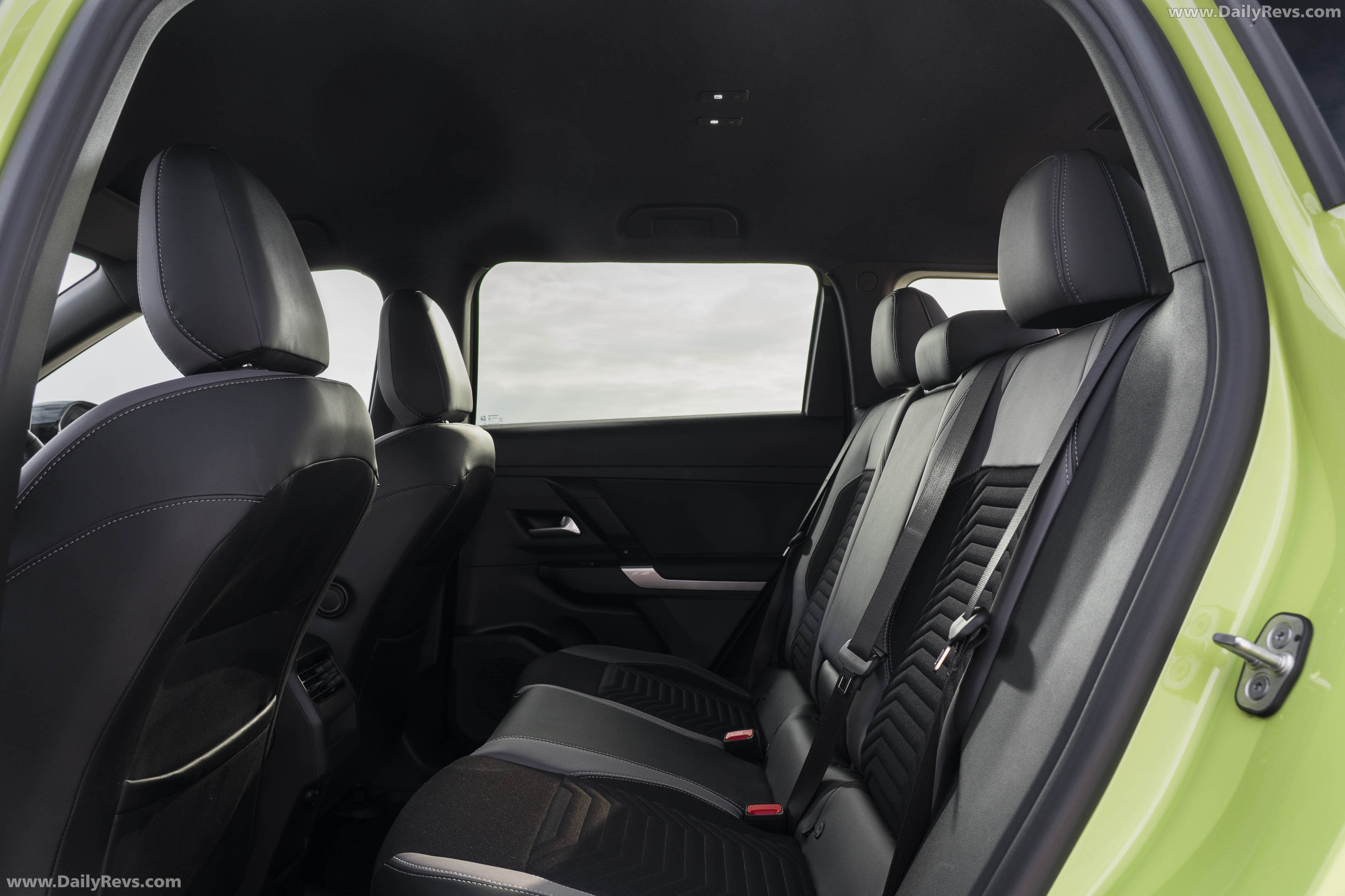 2026 Jeep Compass EV UK Version Interior
