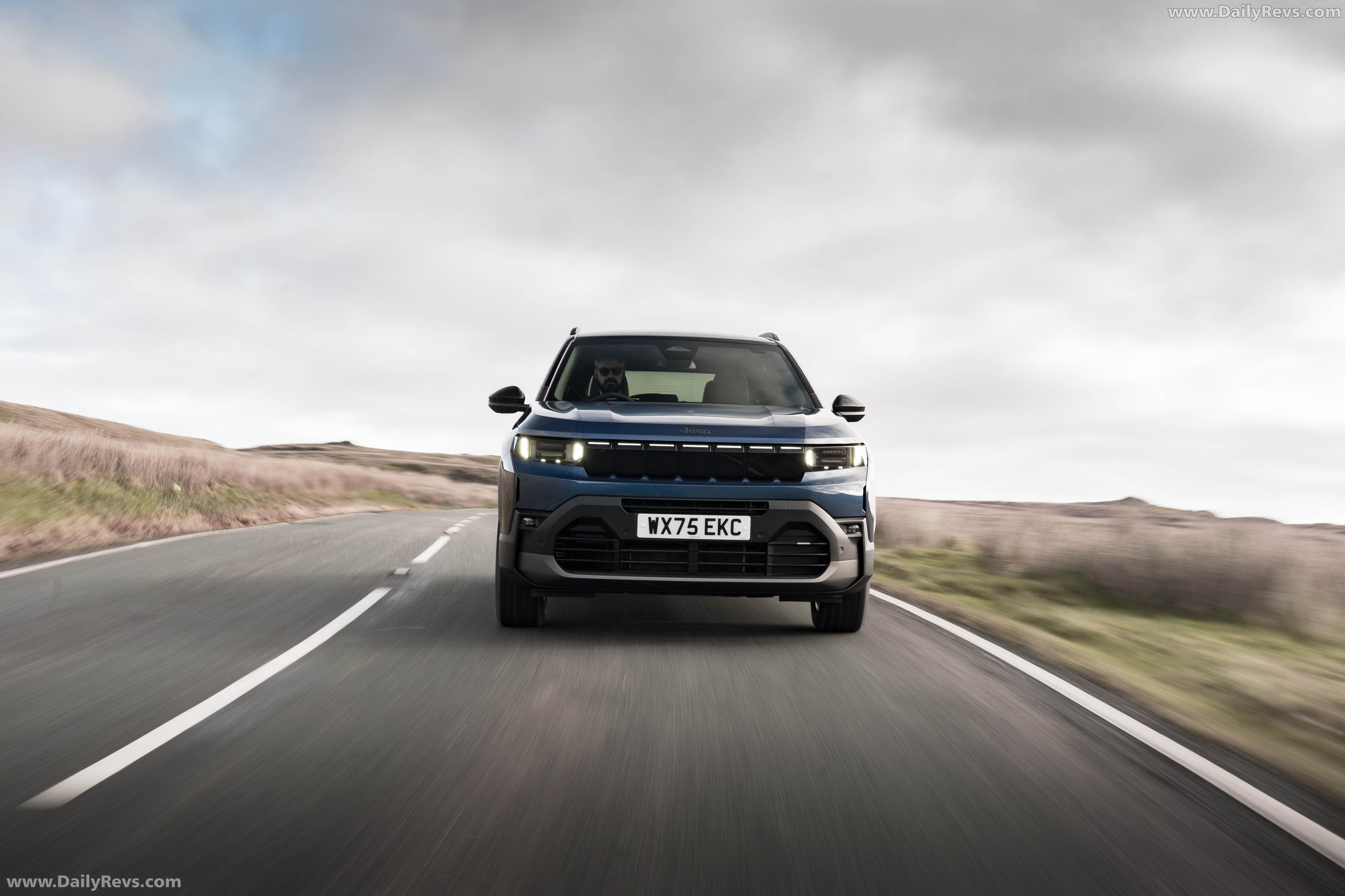 2026 Jeep Compass e-Hybrid UK Version Front View