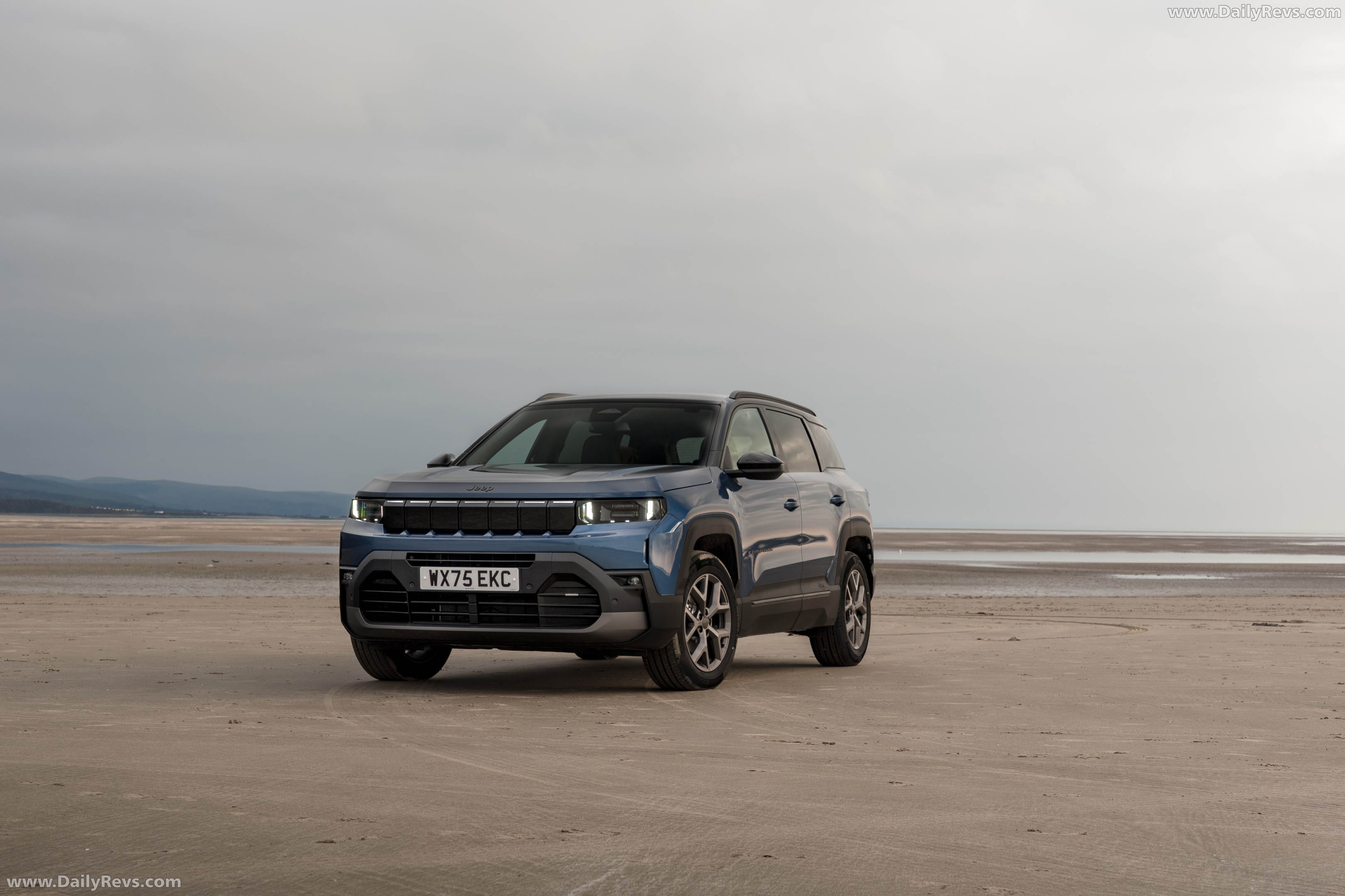 2026 Jeep Compass e-Hybrid UK Version Front View