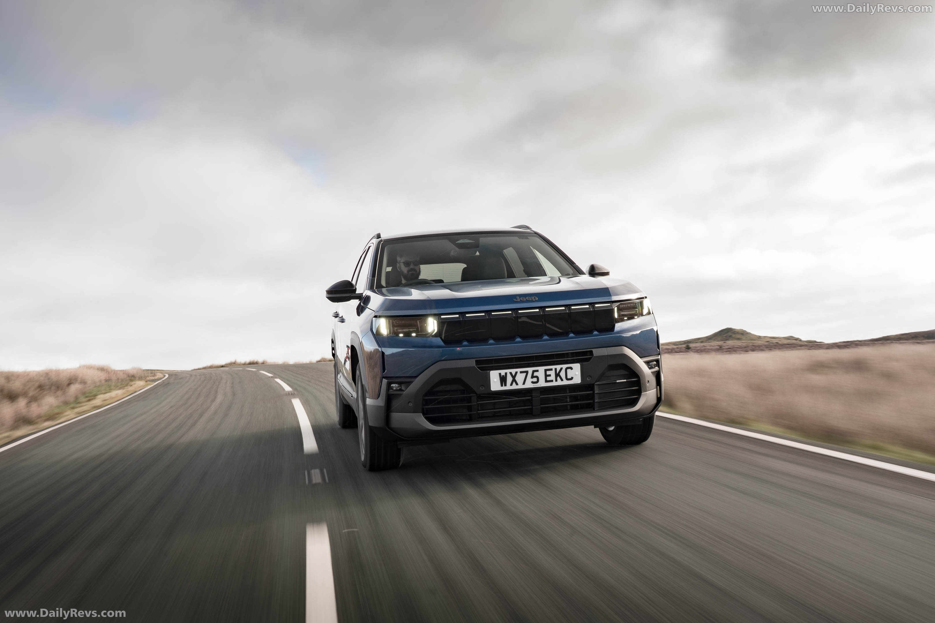 2026 Jeep Compass e-Hybrid UK Version Front View
