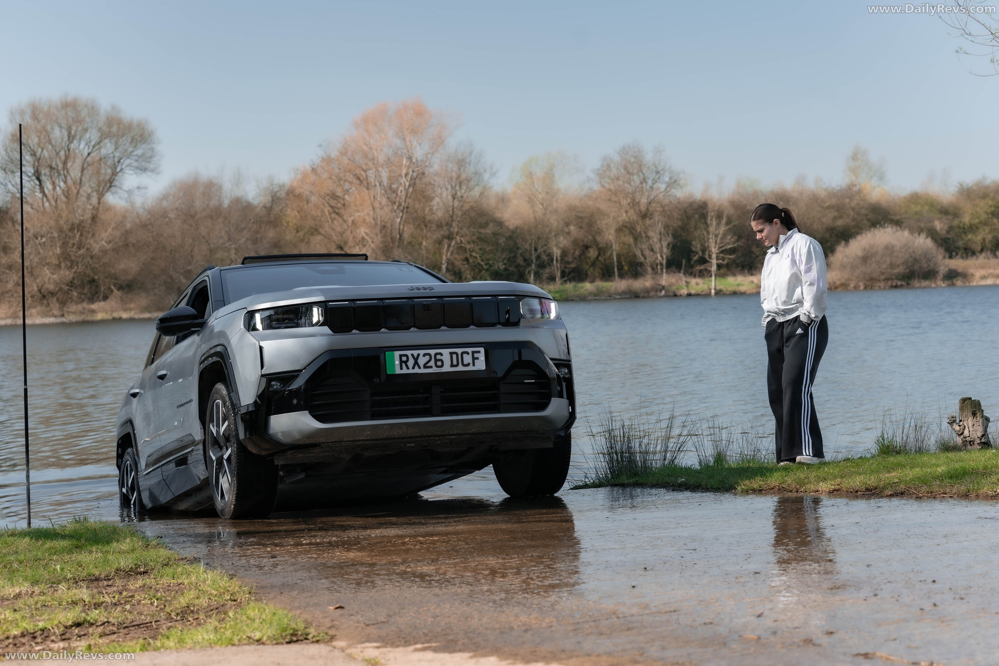 2026 Jeep Compass e-Hybrid UK Version Front View