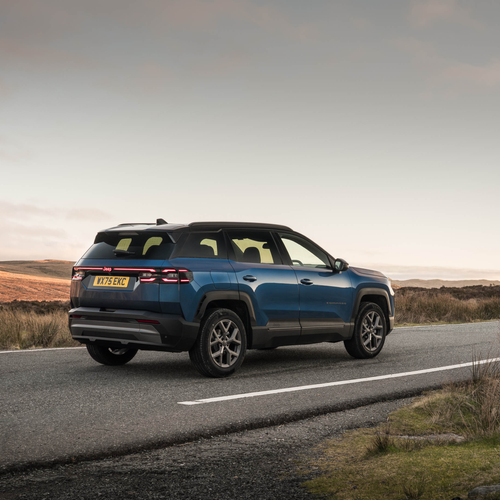 2026 Jeep Compass e-Hybrid UK Version Rear View
