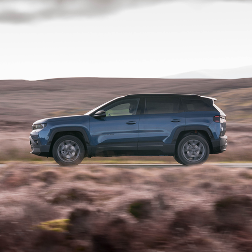 2026 Jeep Compass e-Hybrid UK Version Side View