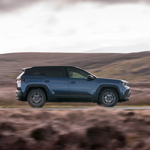2026 Jeep Compass e-Hybrid UK Version Side View