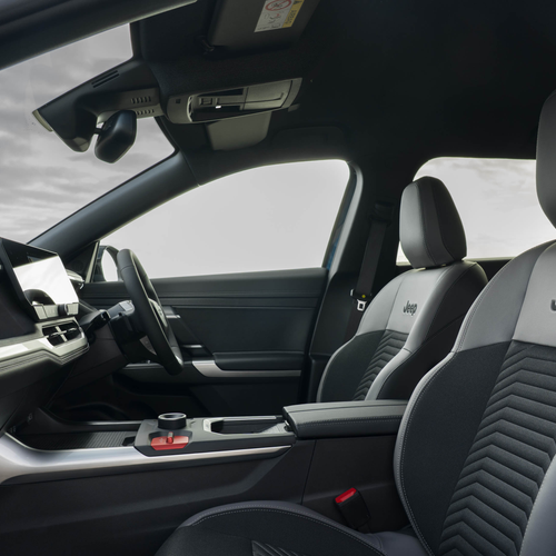 2026 Jeep Compass e-Hybrid UK Version Interior