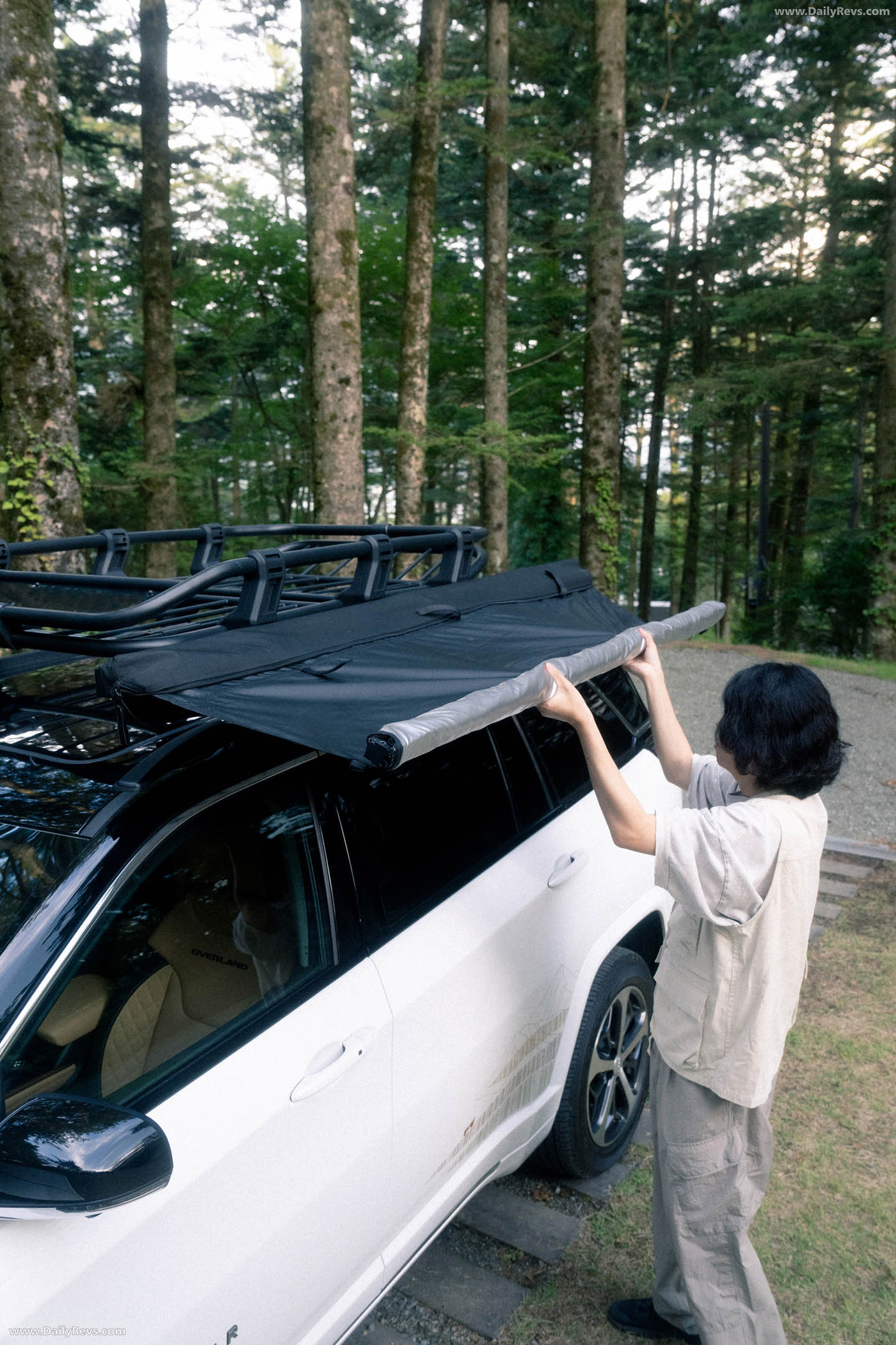 2027 Jeep Commander Overland Field Style Edition Exterior
