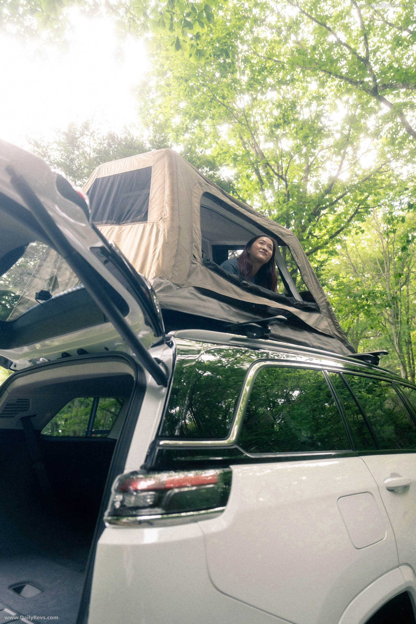 2027 Jeep Commander Overland Field Style Edition Exterior