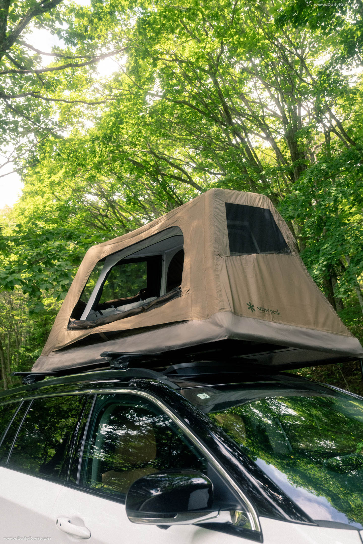 2027 Jeep Commander Overland Field Style Edition Exterior