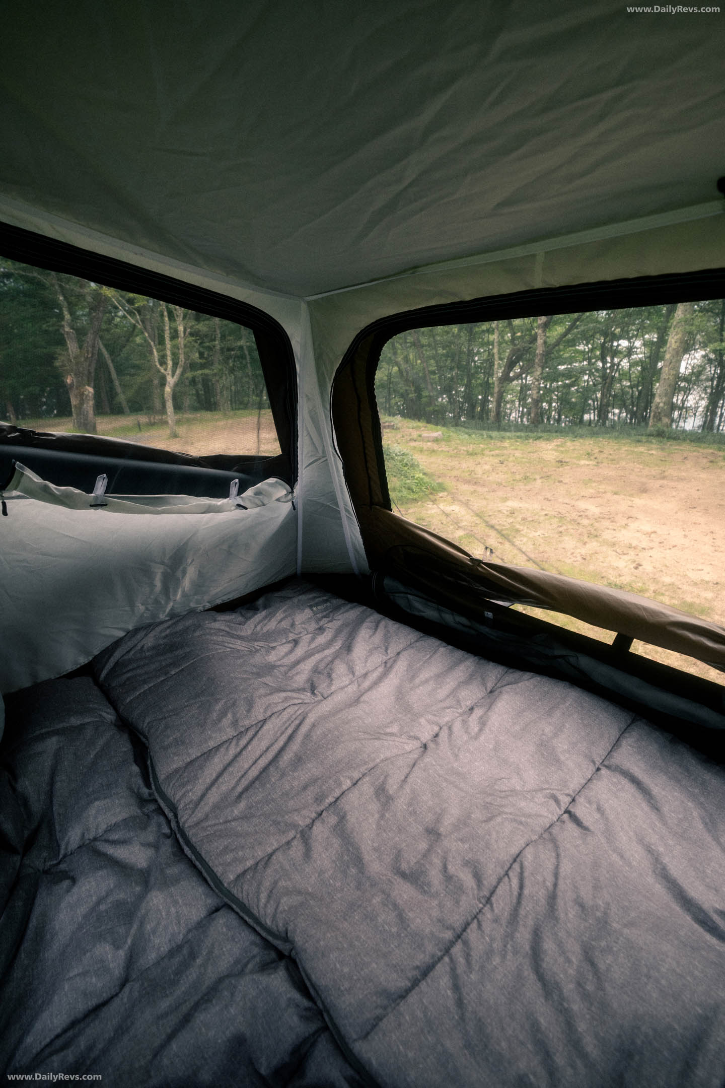 2027 Jeep Commander Overland Field Style Edition Interior