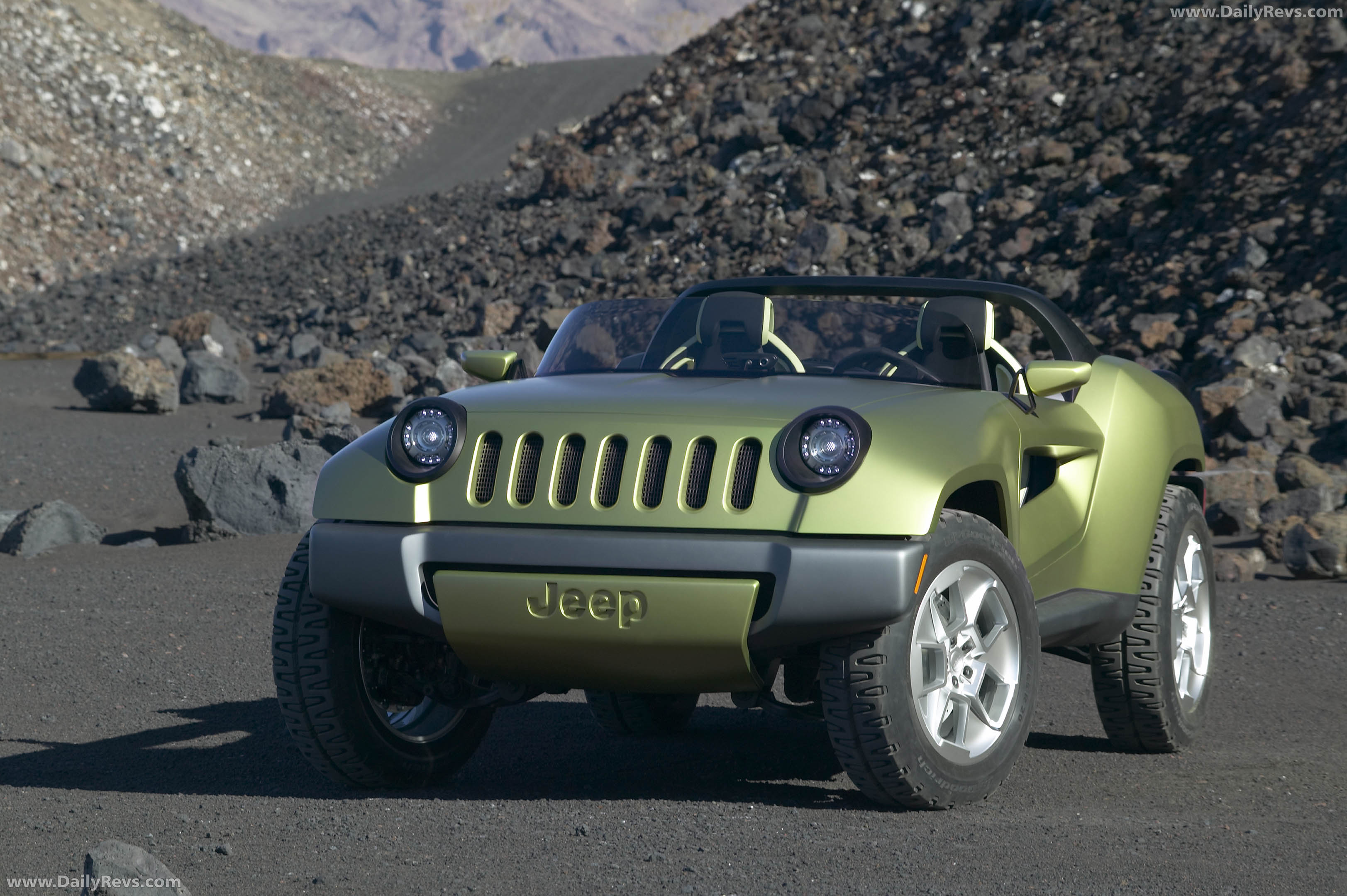 2008 Jeep Renegade Concept Front View