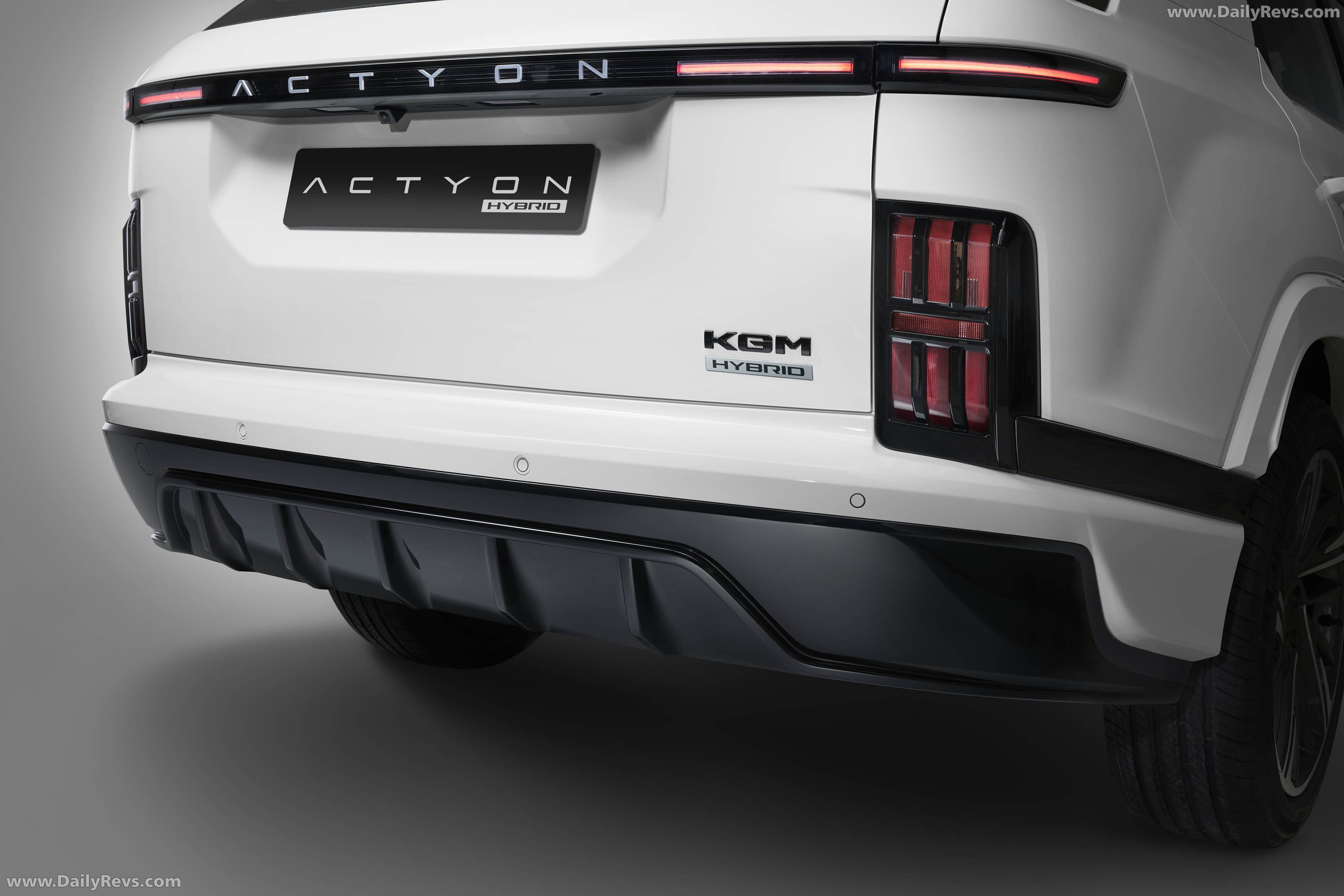 2025 KGM Motors Actyon Hybrid Exterior
