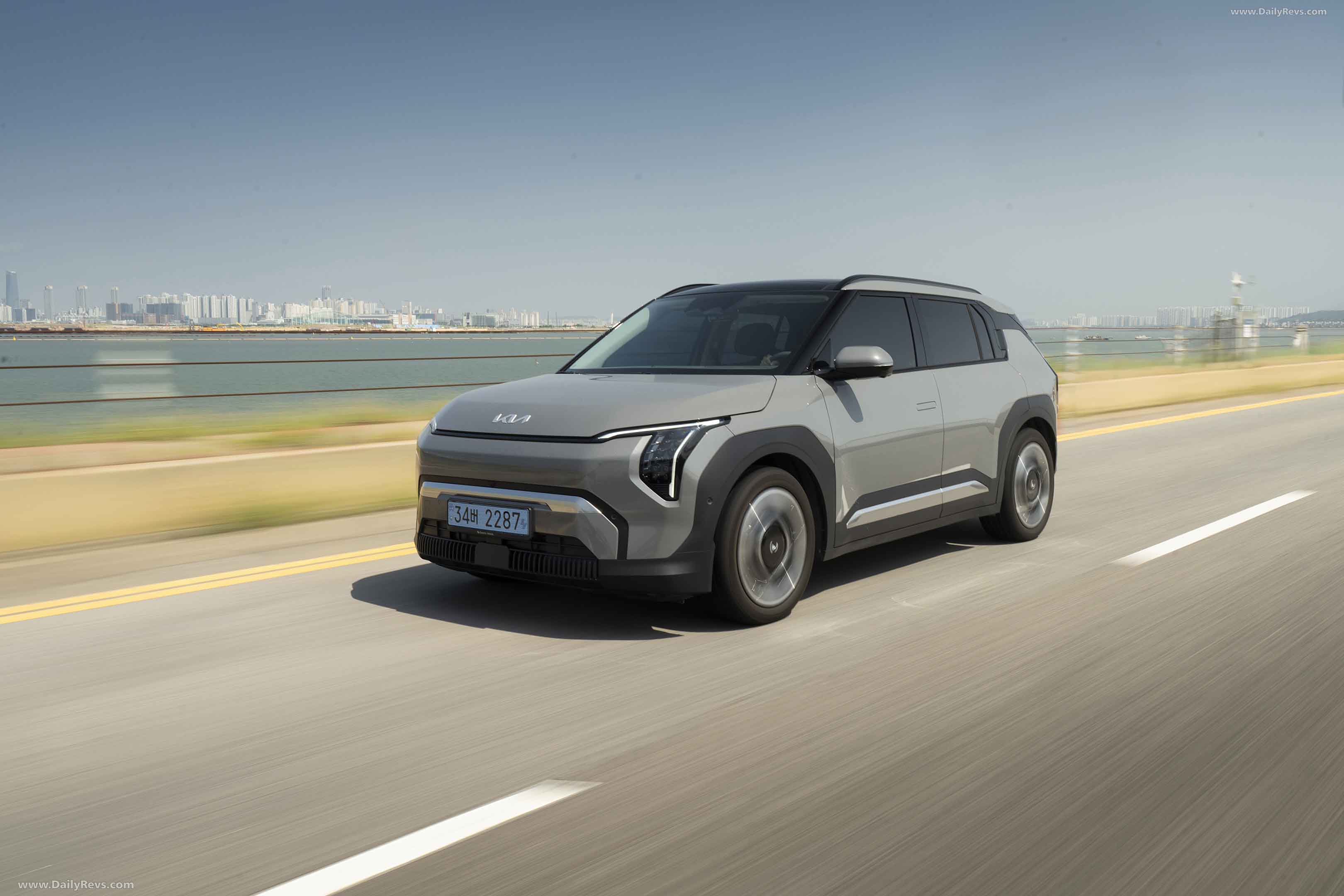 2025 Kia EV3 Shale Grey Stunning HD Photos Videos Specs Features 2025 Kia EV3 Shale Grey Stunning HD Photos Videos Specs Features