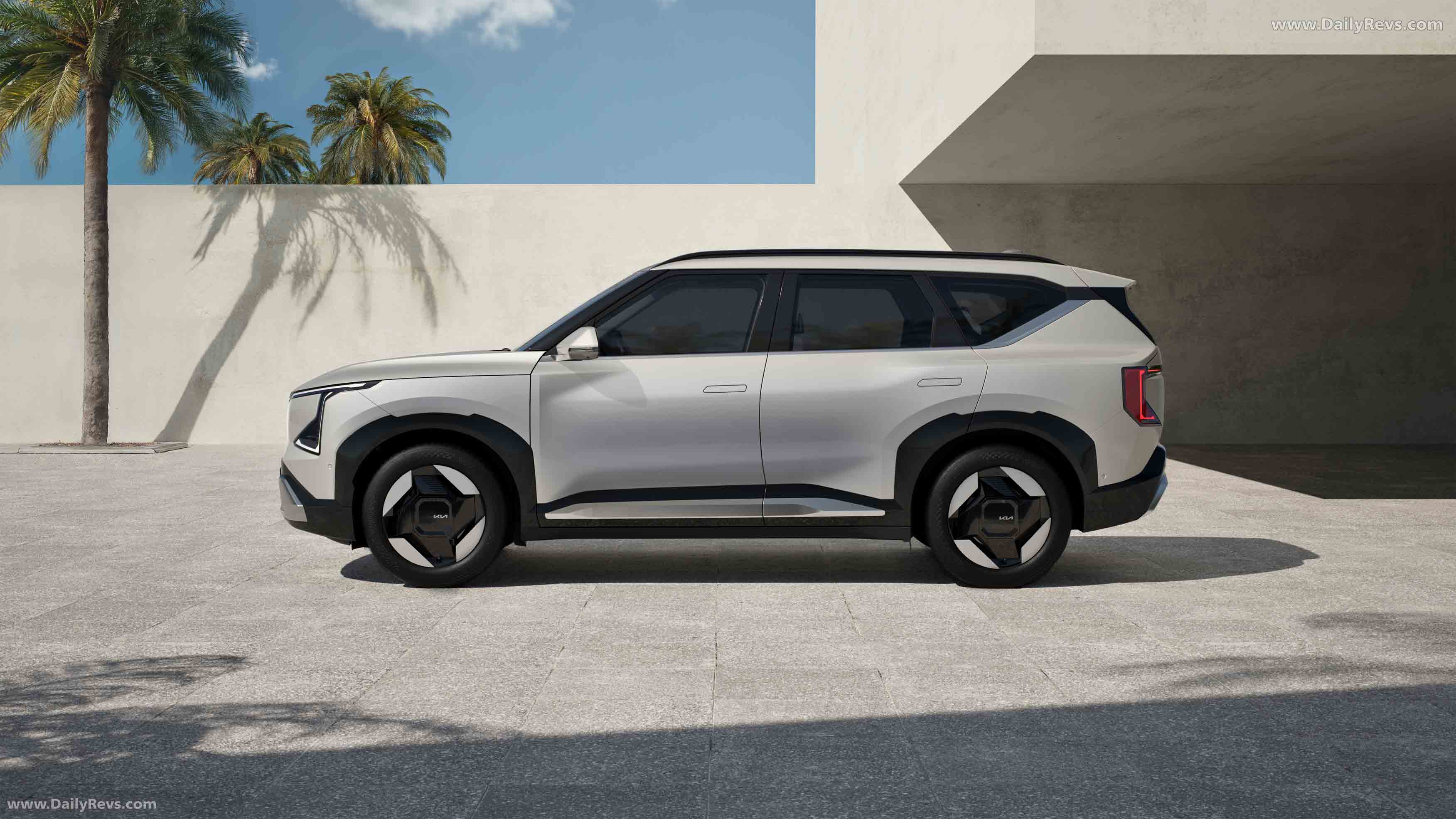 2026 Kia EV5 Side View