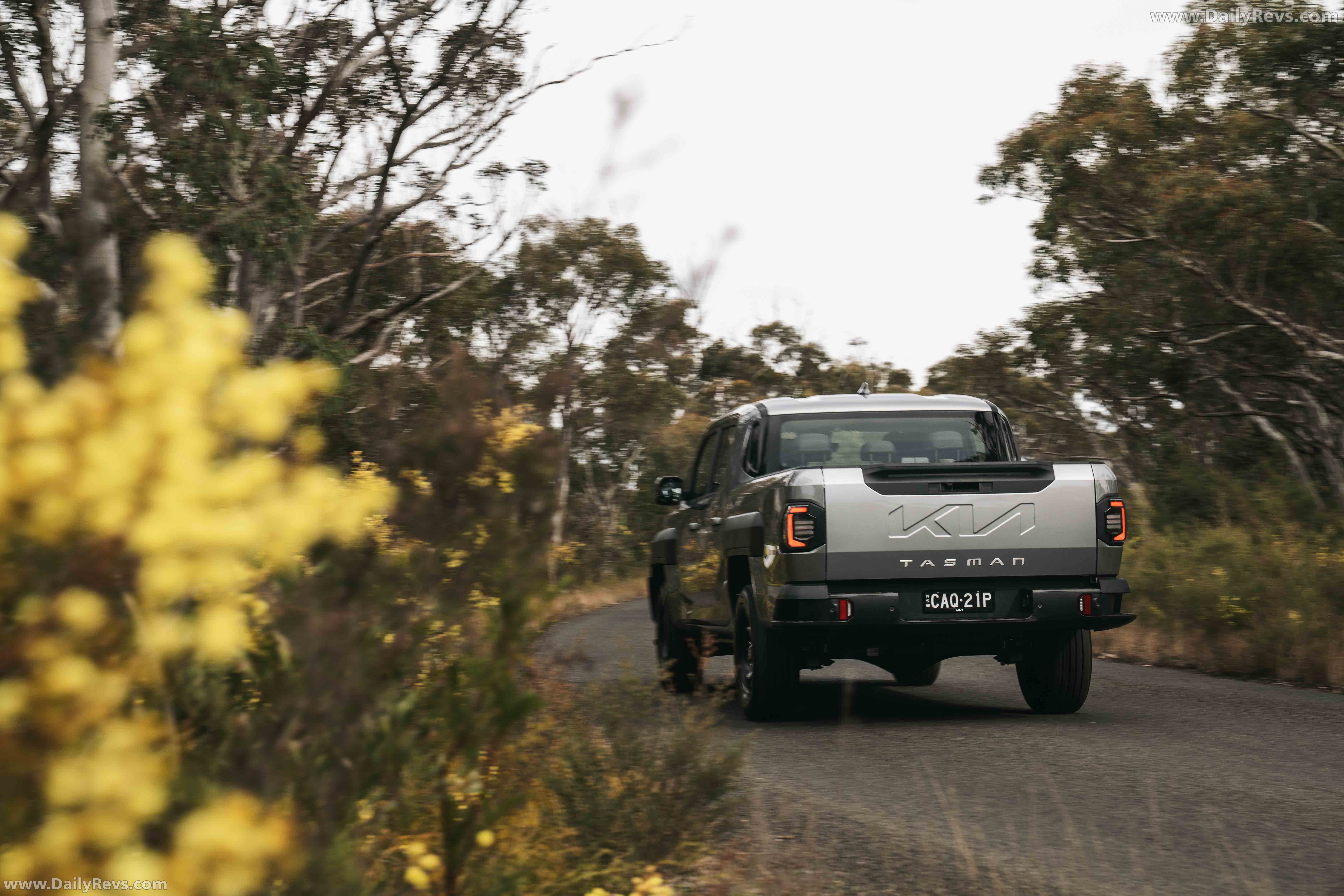 2025 Kia Tasman S 4X2 Rear View