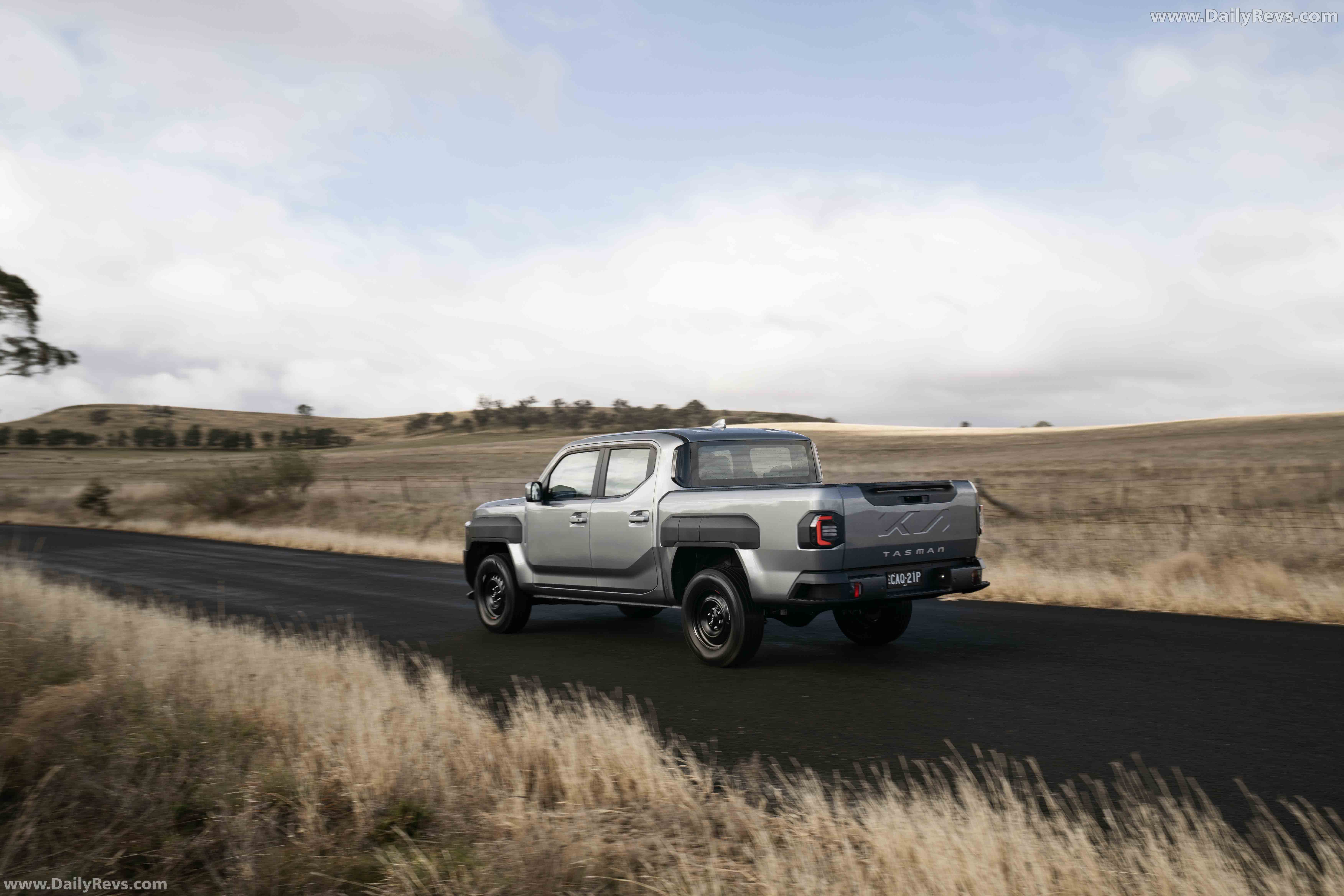 2025 Kia Tasman S 4X2 Rear View