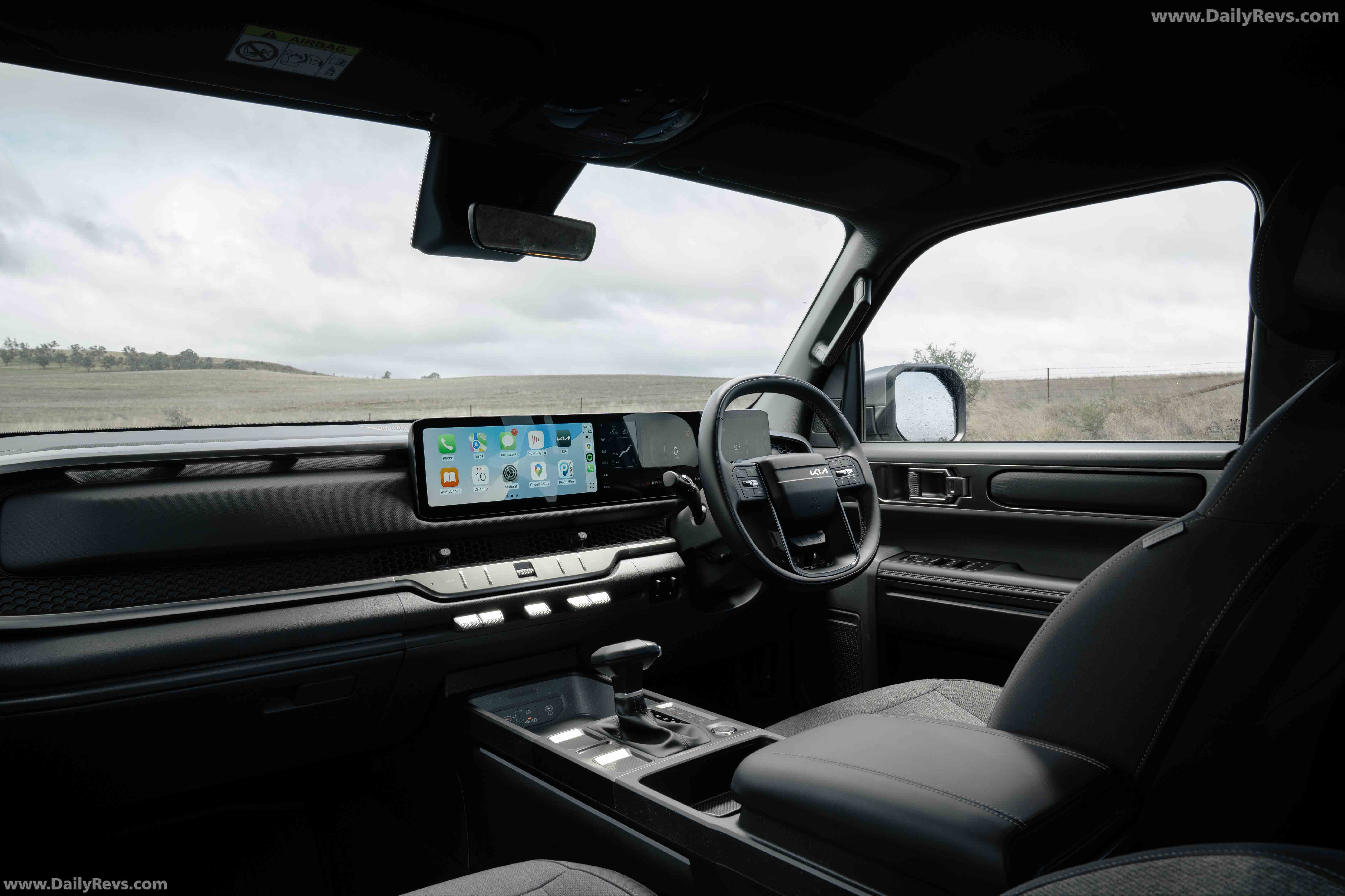 2025 Kia Tasman S 4X2 Interior