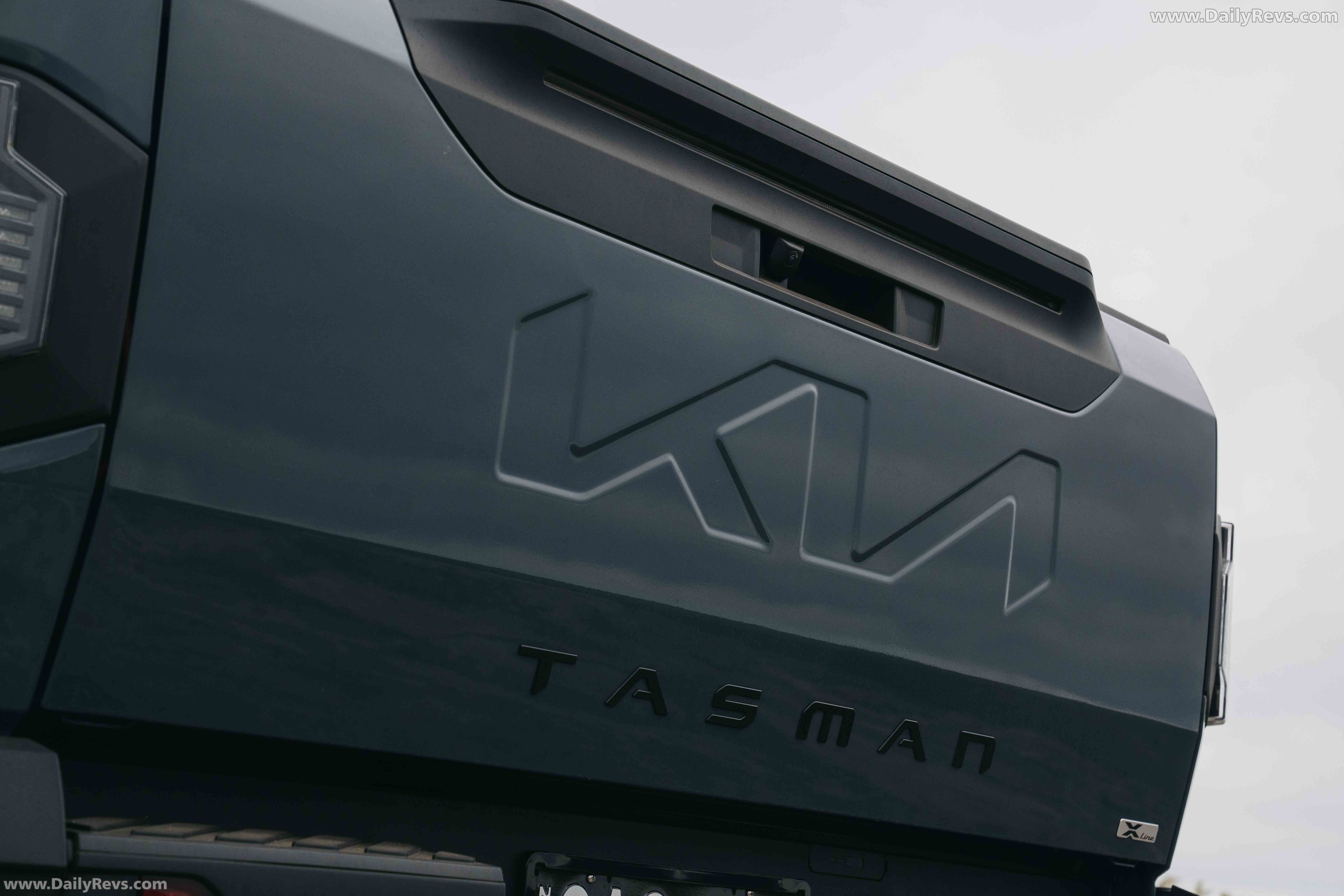 2025 Kia Tasman X-Line 4X4 Exterior
