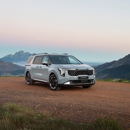 2025 Kia Carnival South African Version Front View