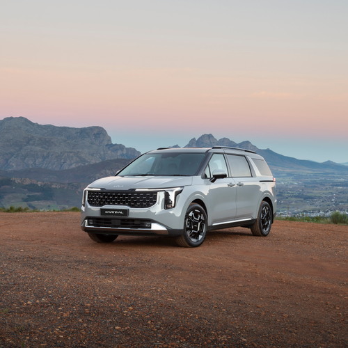2025 Kia Carnival South African Version Front View