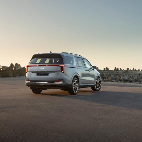 2025 Kia Carnival South African Version Rear View