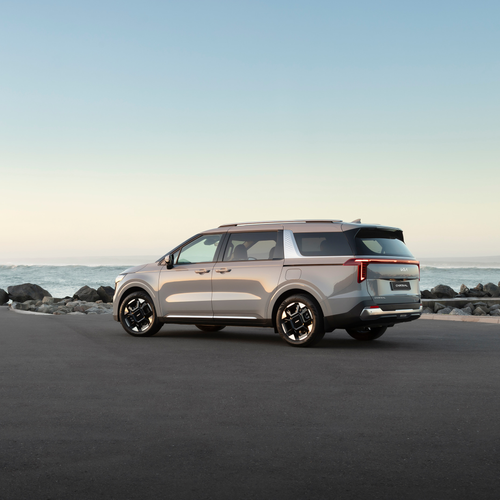 2025 Kia Carnival South African Version Rear View