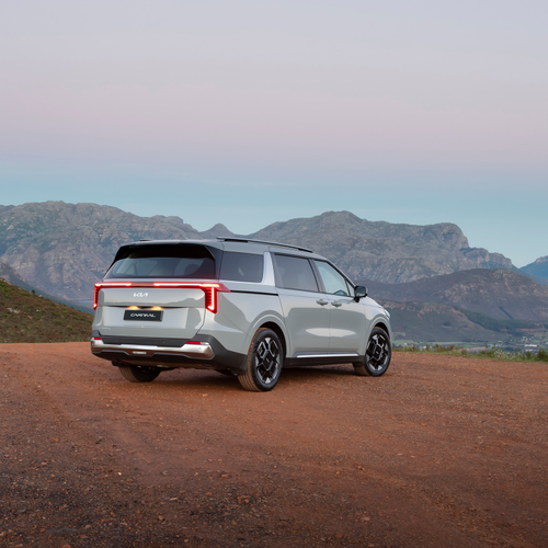 2025 Kia Carnival South African Version Rear View