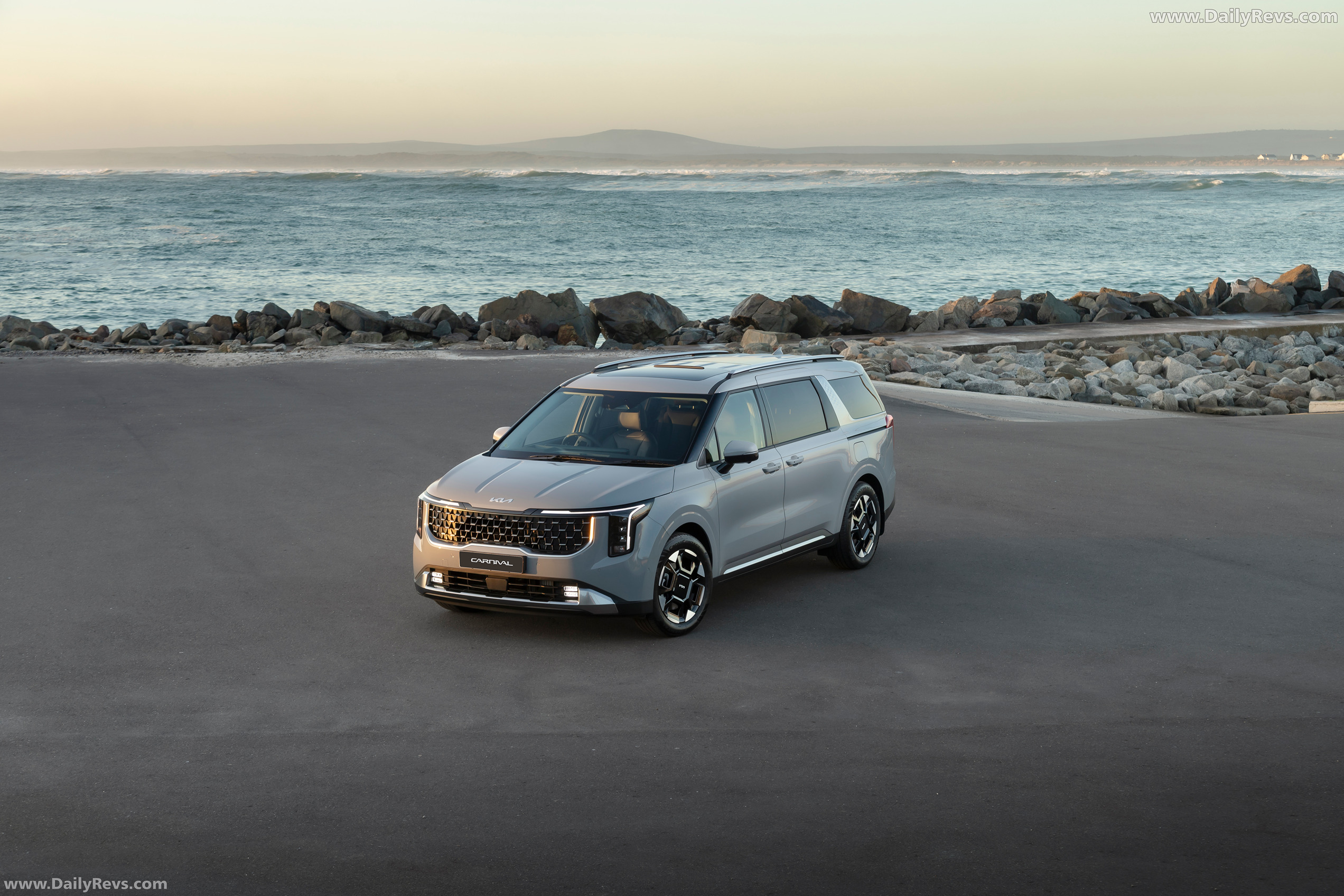 2025 Kia Carnival South African Version Top View