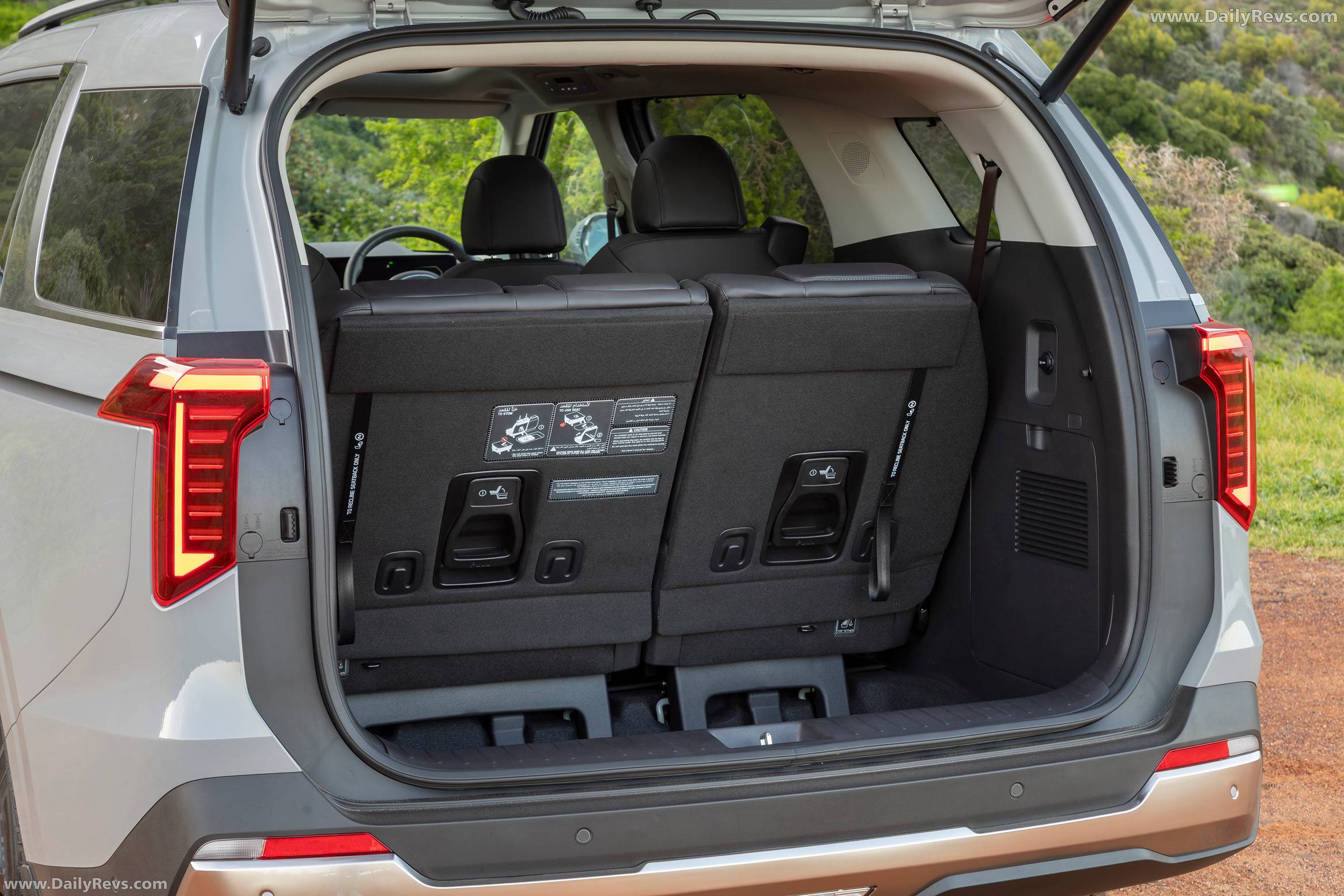 2025 Kia Carnival South African Version Interior