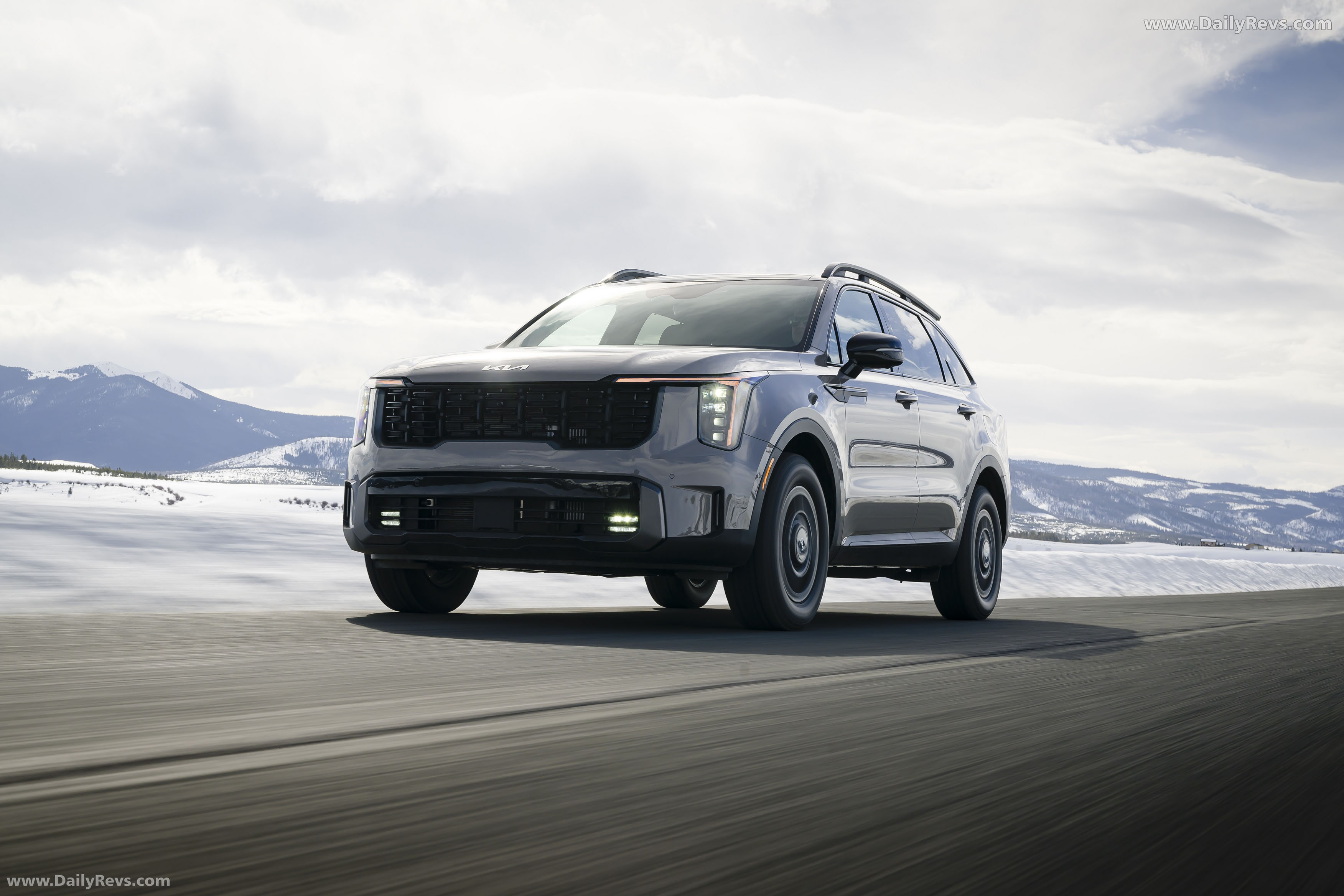 2026 Kia Sorento X Pro Front View