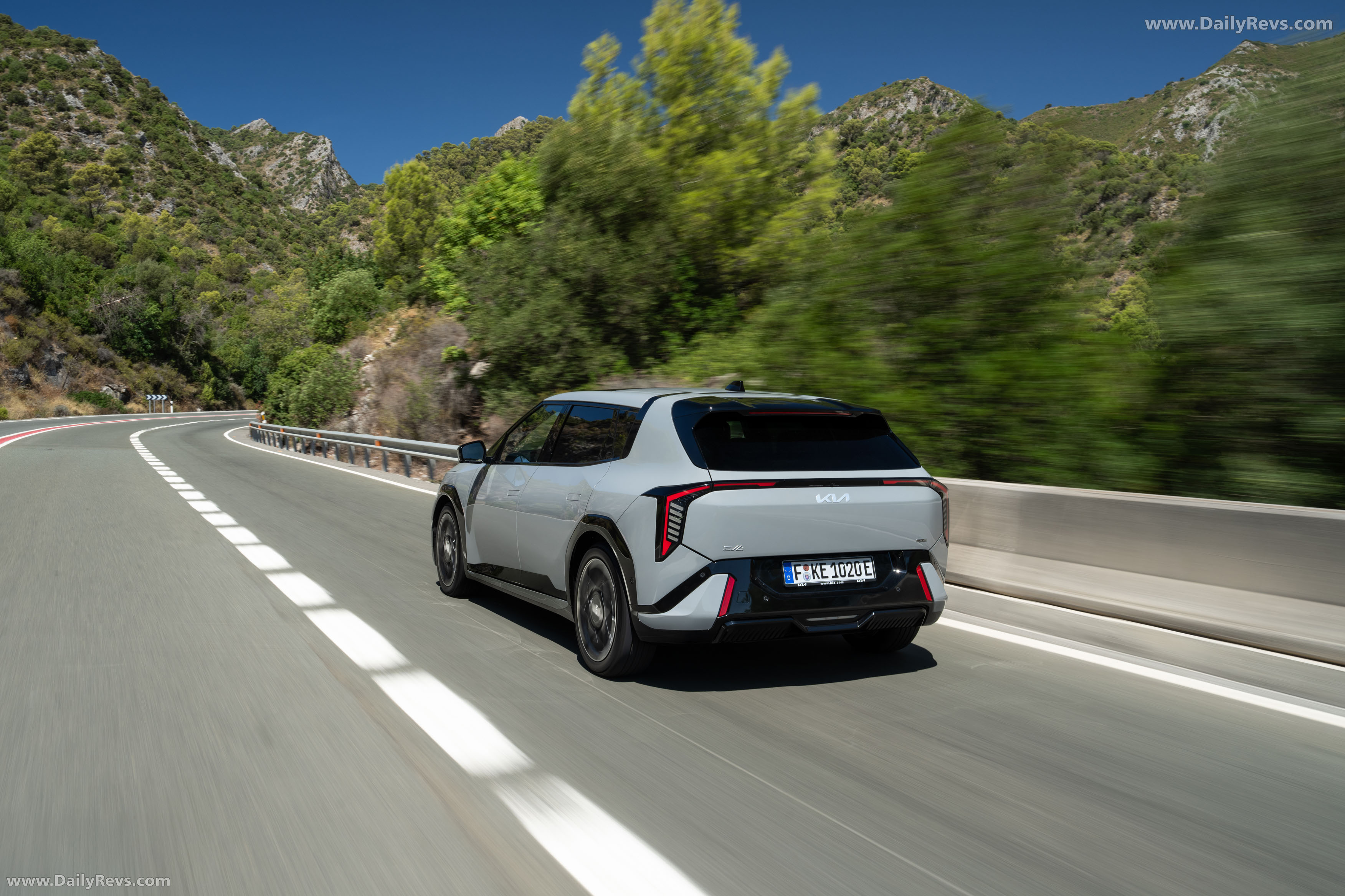 2026 Kia EV4 Hatchback GT-Line European Version Rear View