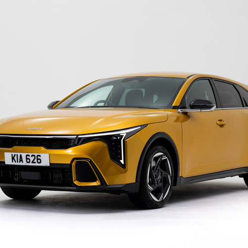 2025 Kia K4 GT Line UK Version Front View