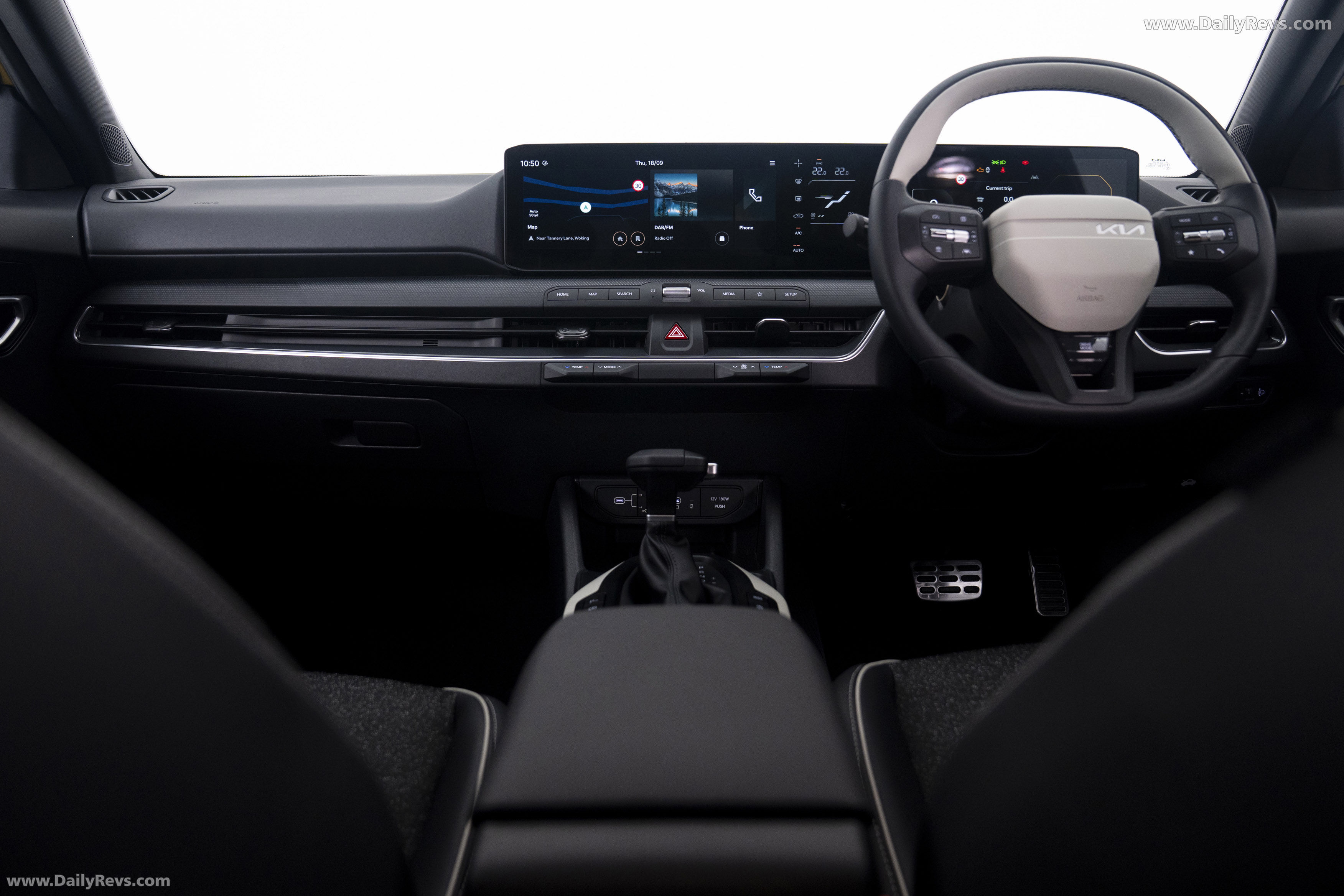2025 Kia K4 GT Line UK Version Interior