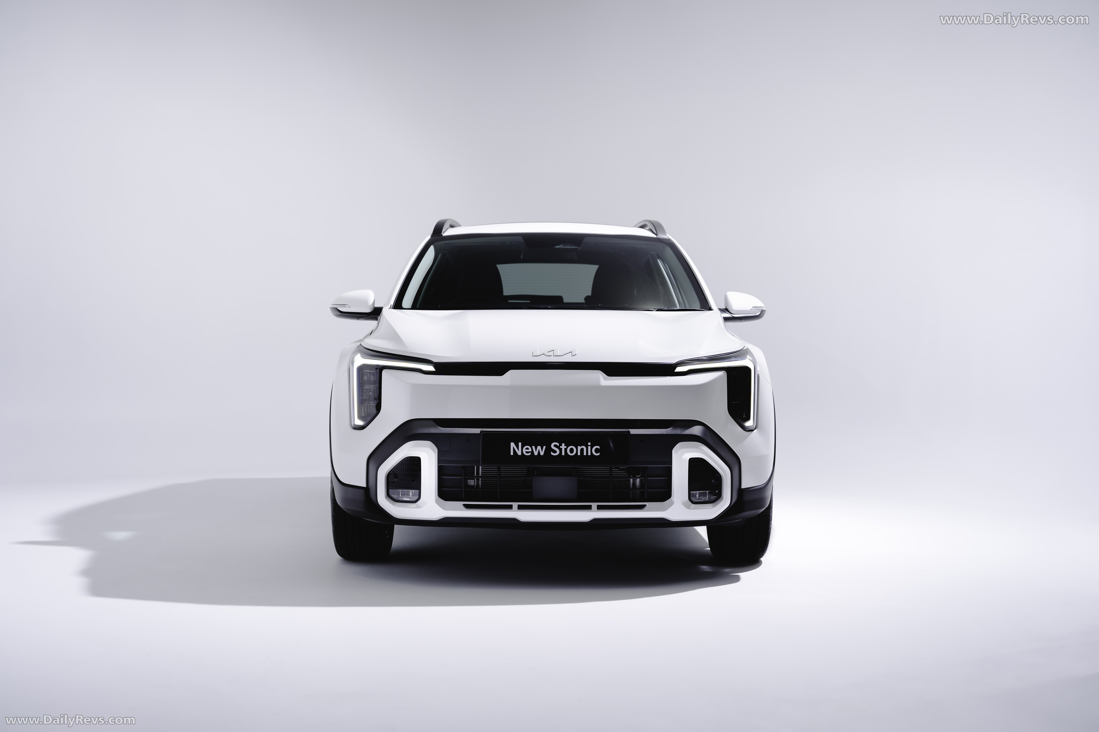 2026 Kia Stonic UK Version Front View