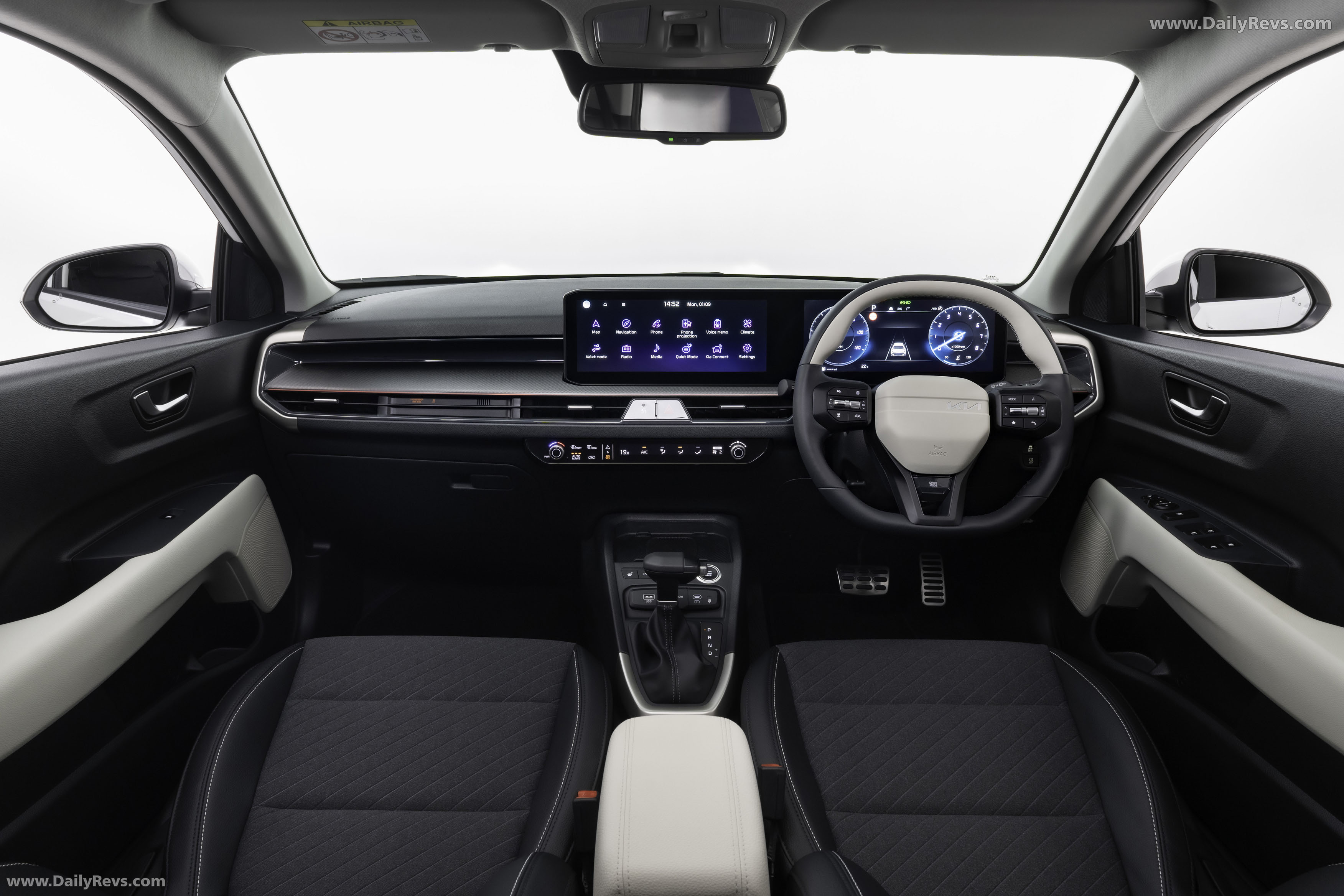 2026 Kia Stonic UK Version Interior