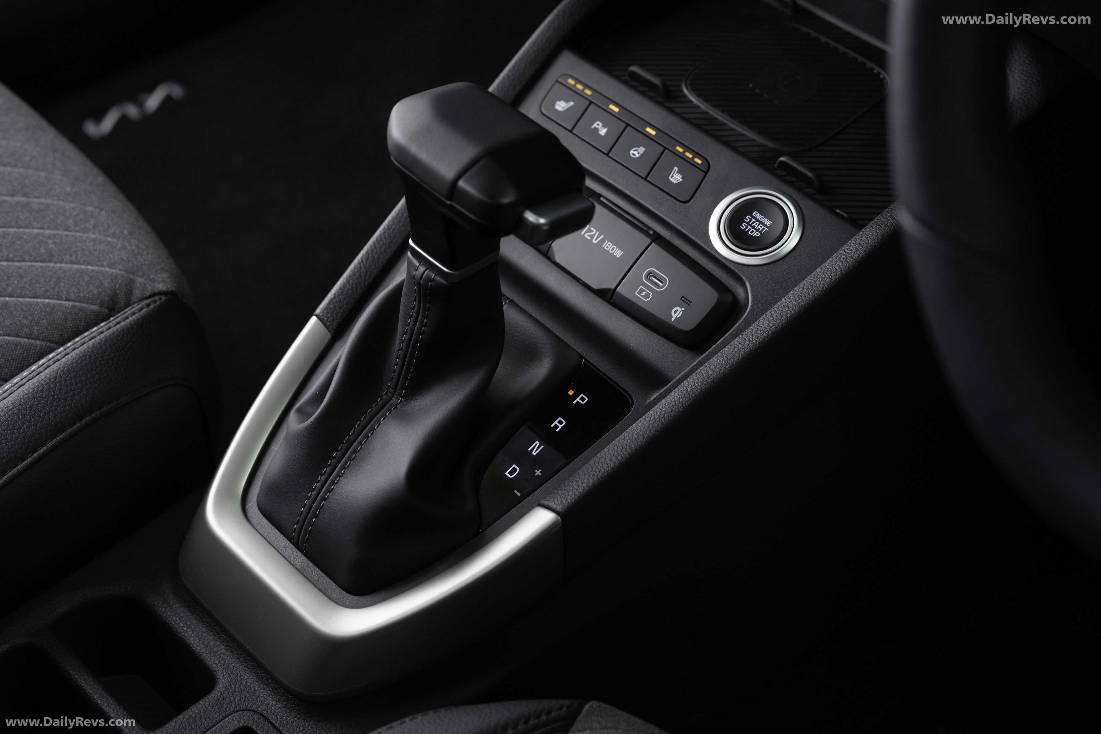2026 Kia Stonic UK Version Interior