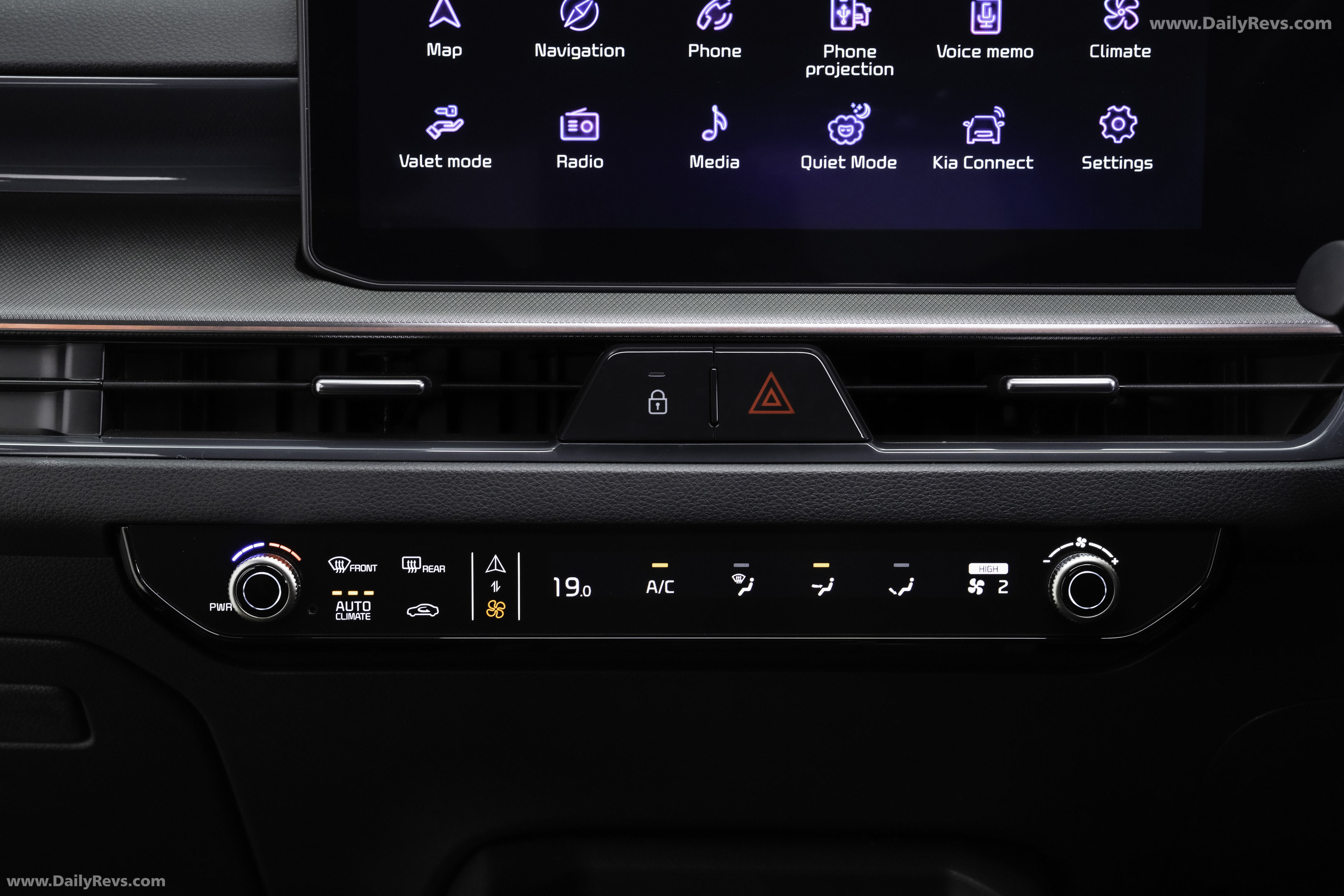 2026 Kia Stonic UK Version Interior