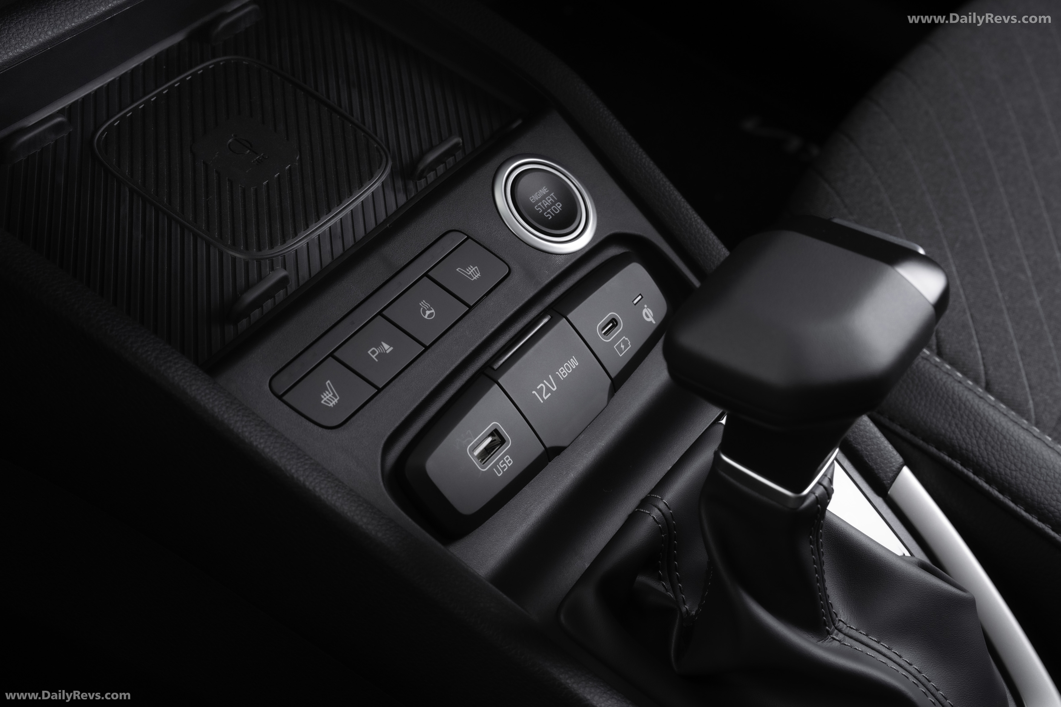 2026 Kia Stonic UK Version Interior