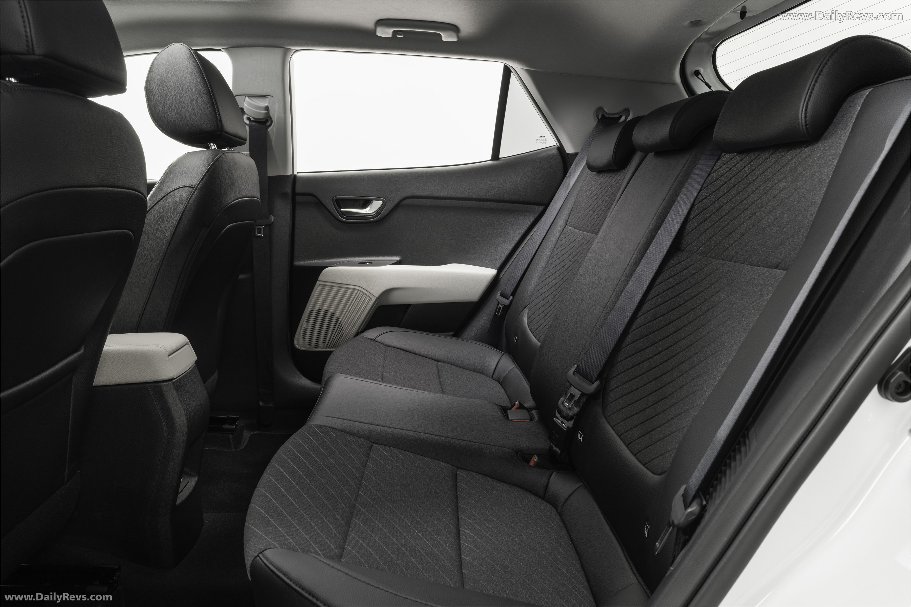 2026 Kia Stonic UK Version Interior