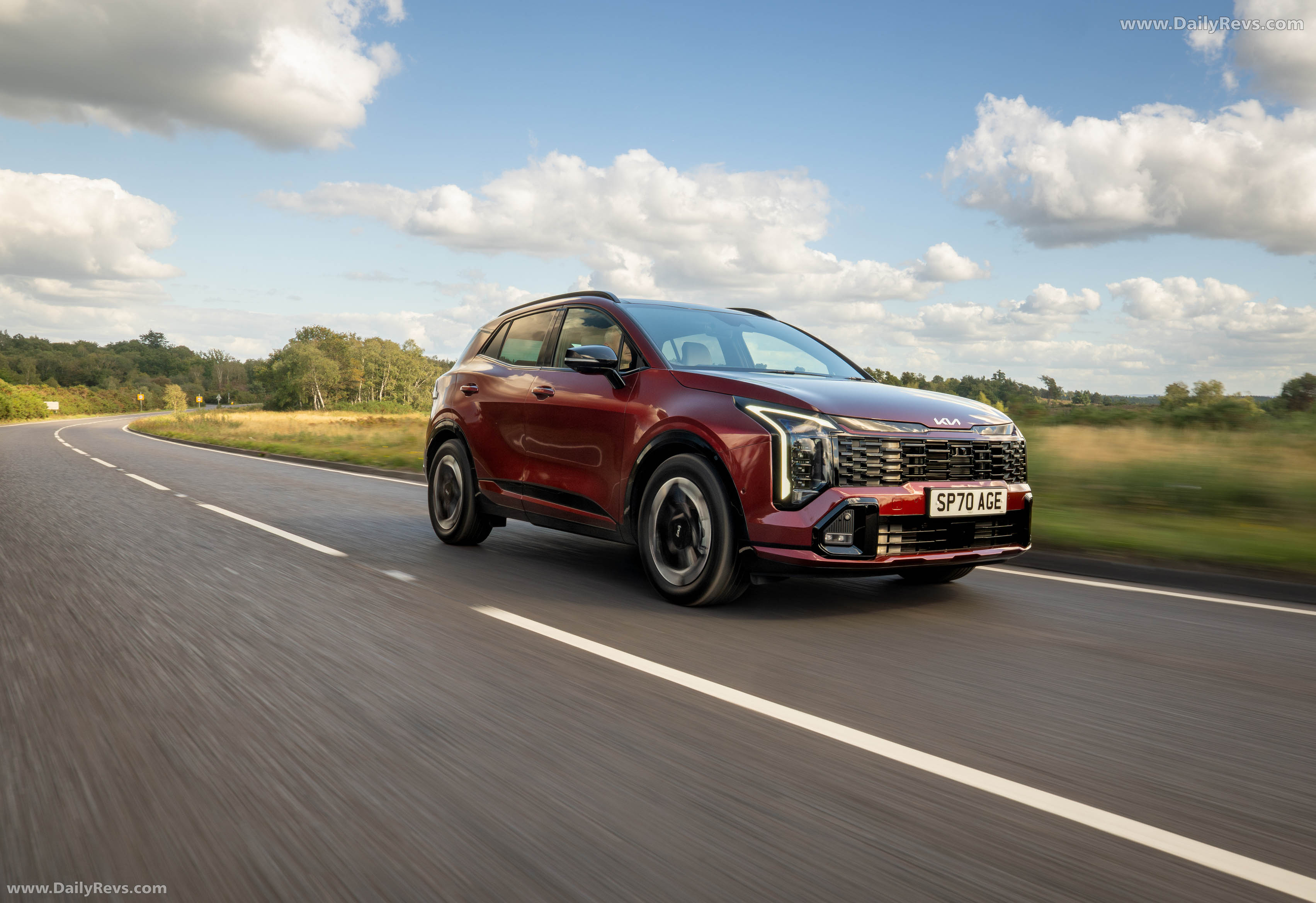 2026 Kia Sportage GT-Line S UK Version Front View