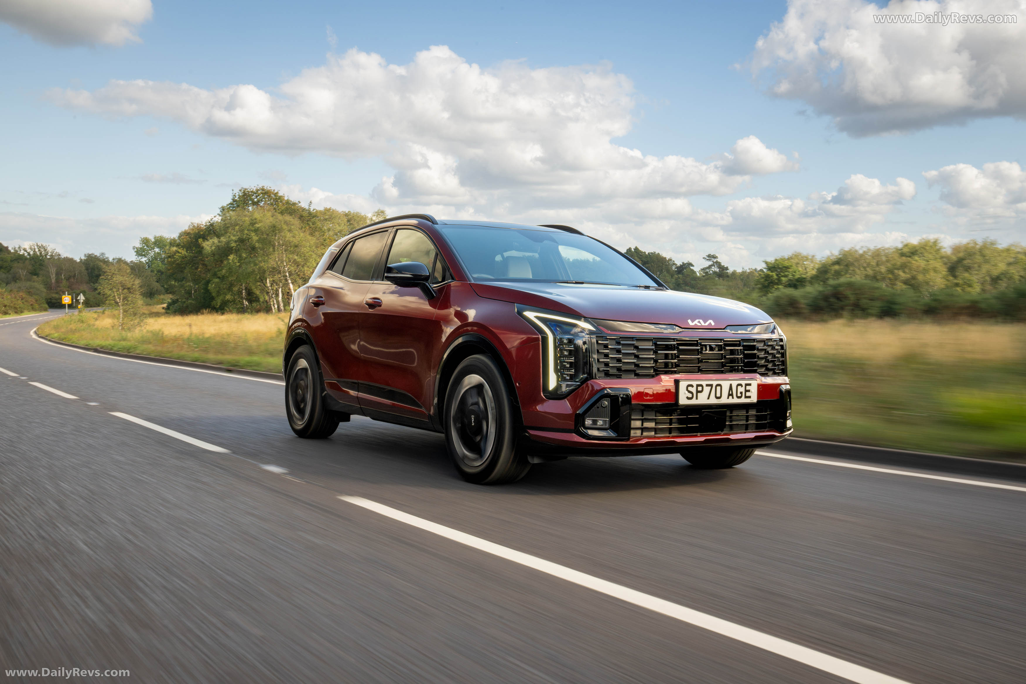 2026 Kia Sportage GT-Line S UK Version Front View