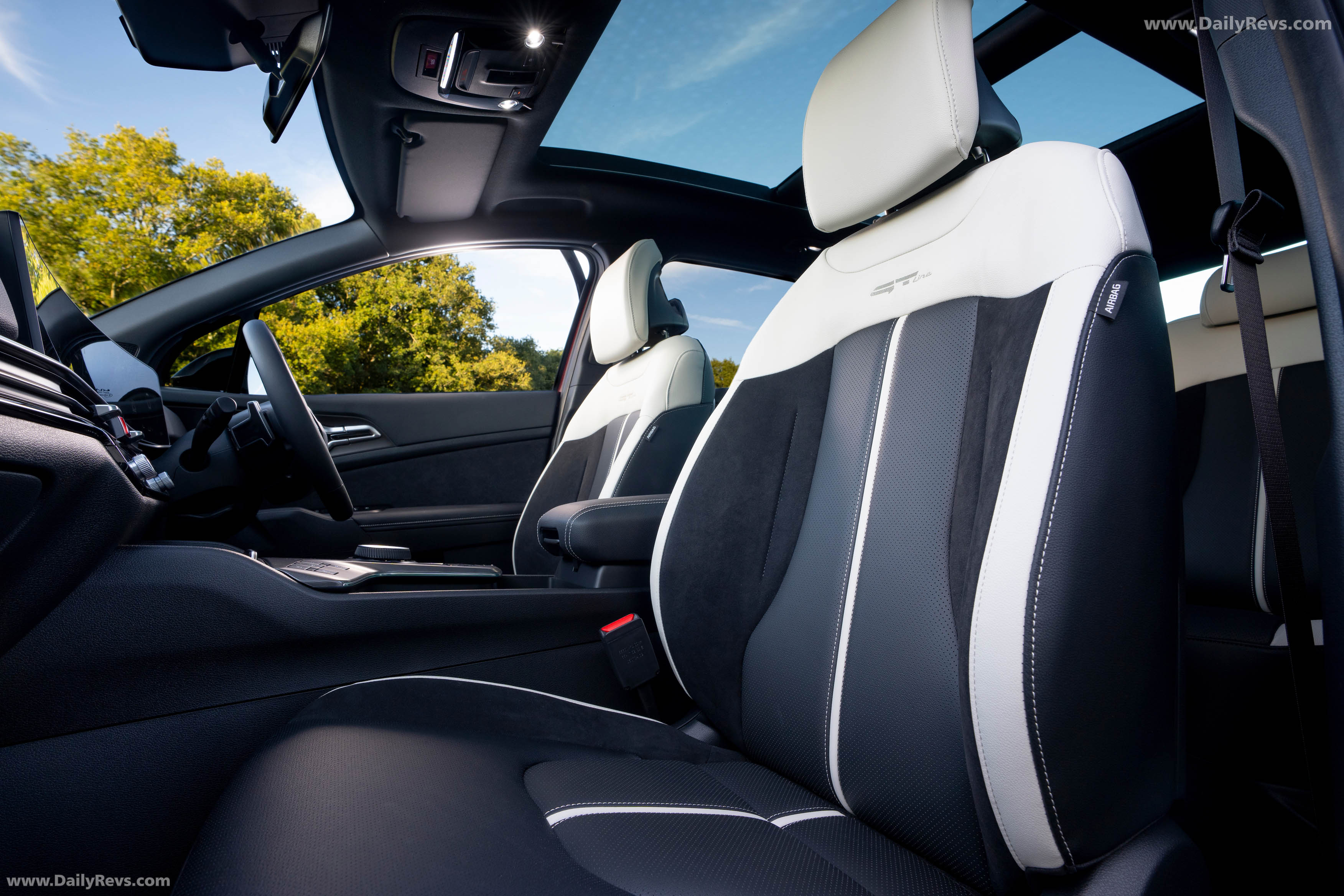 2026 Kia Sportage GT-Line S UK Version Interior