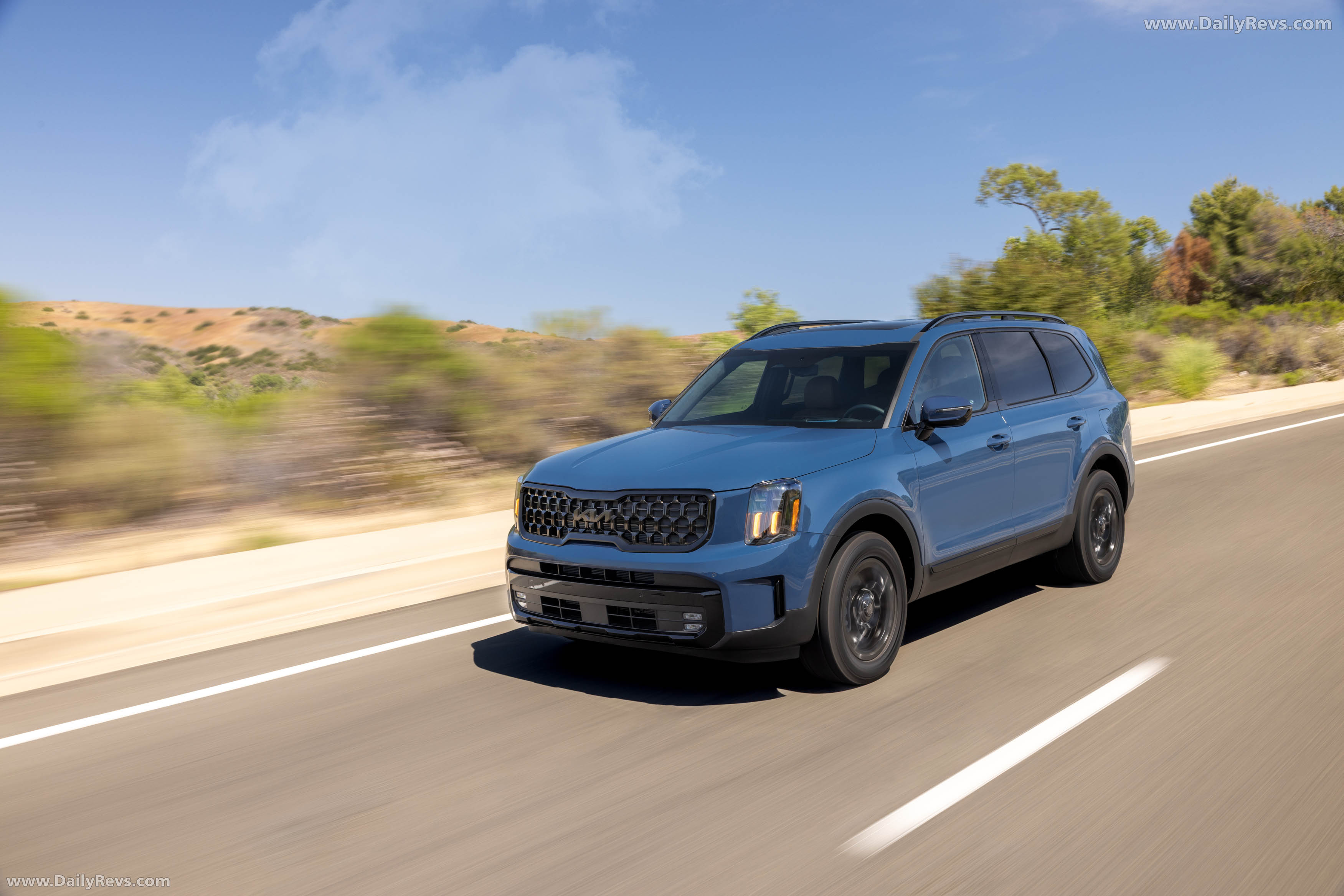2025 Kia Telluride X-Pro Front View