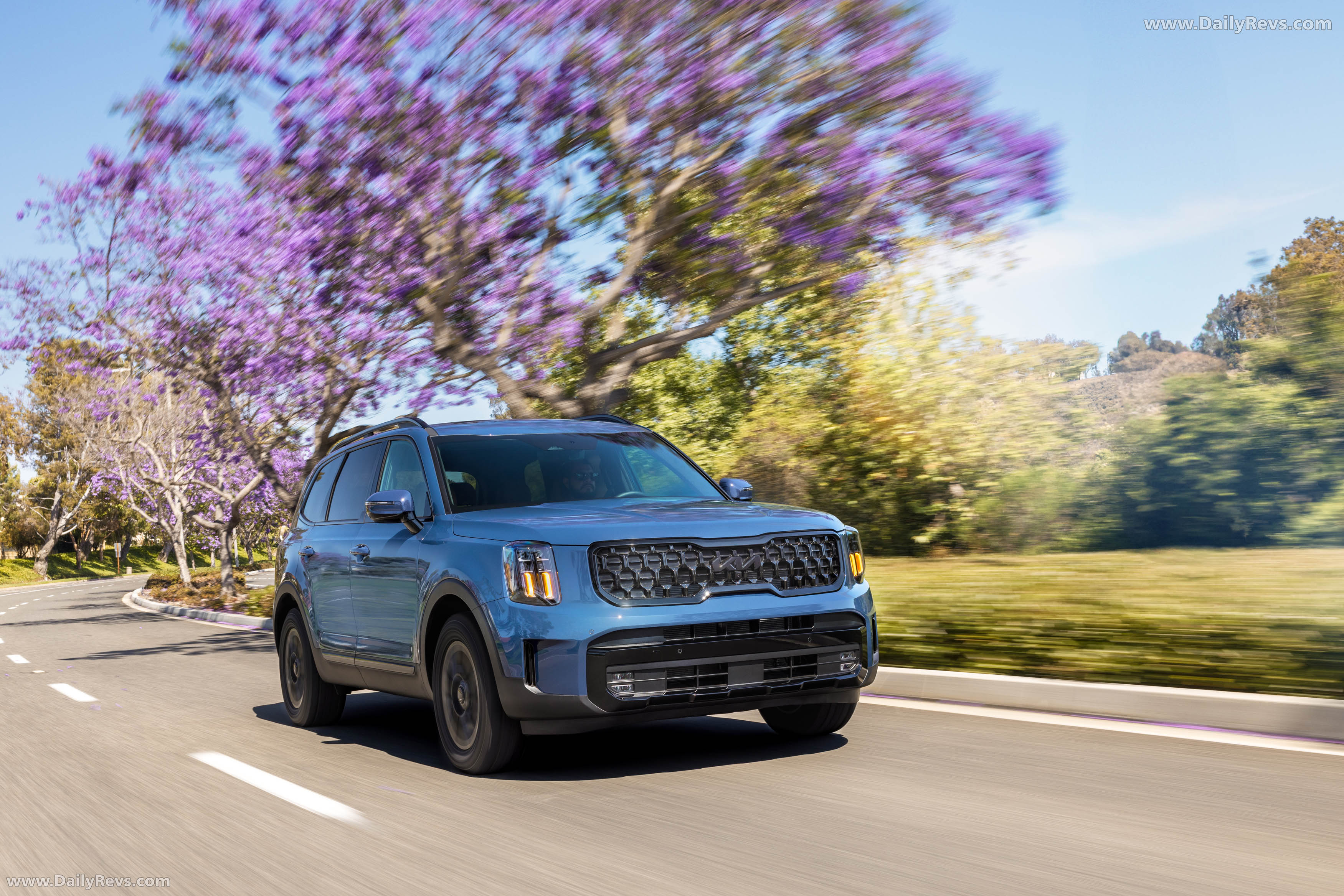 2025 Kia Telluride X-Pro Front View