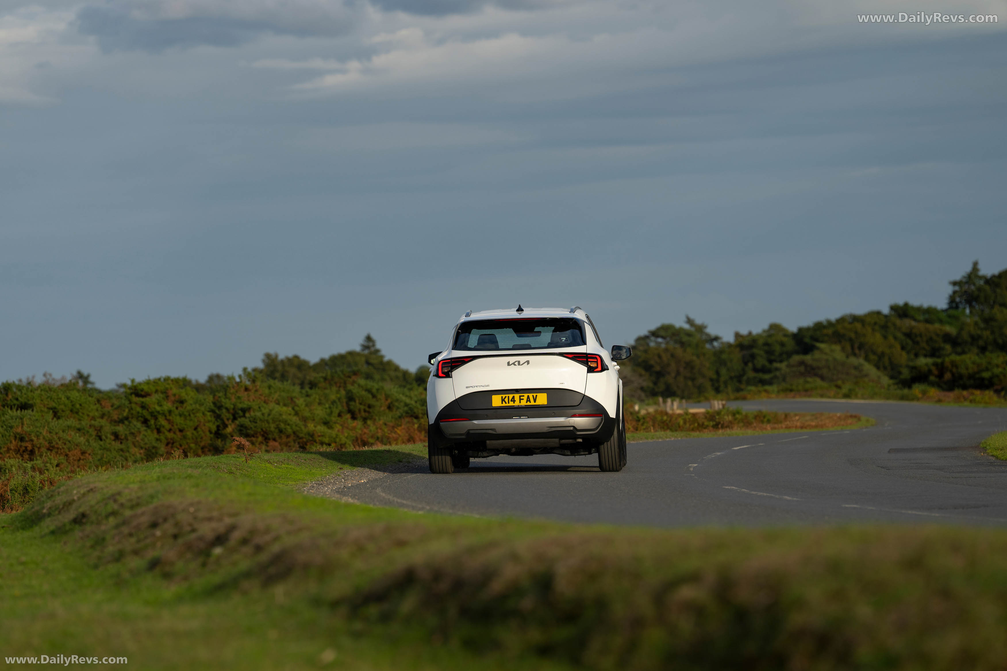 2026 Kia Sportage HEV UK Version Rear View