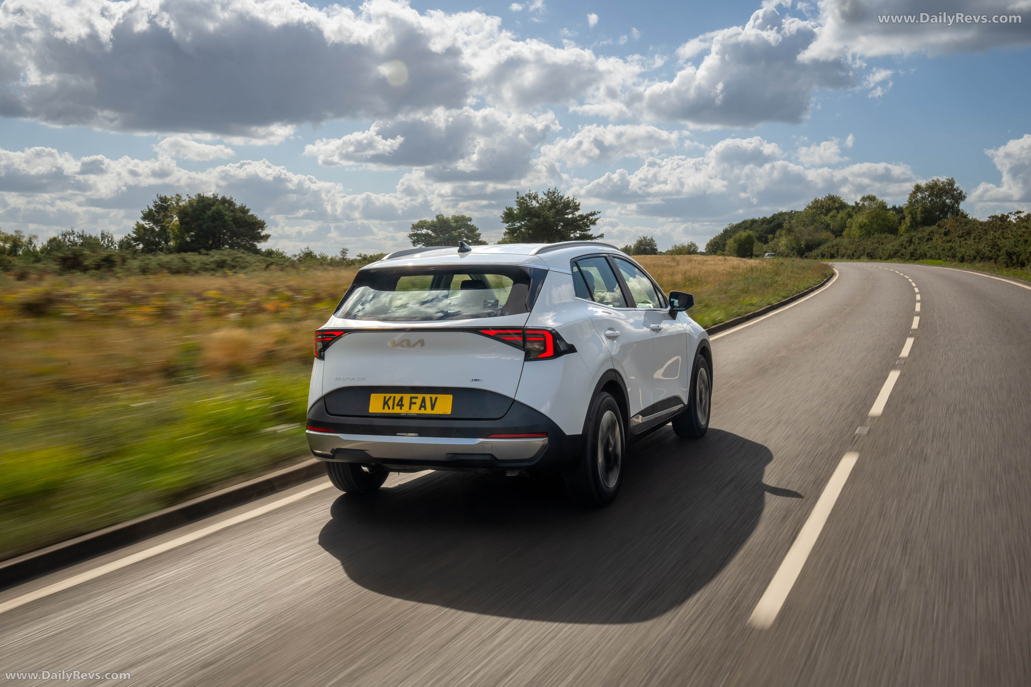 2026 Kia Sportage HEV UK Version Rear View