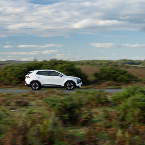 2026 Kia Sportage HEV UK Version Side View