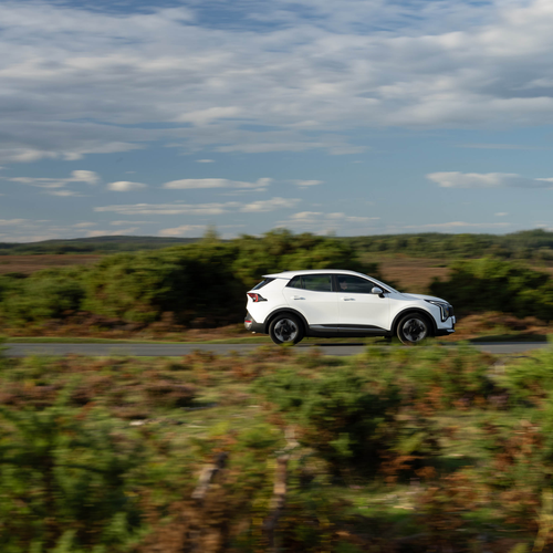 2026 Kia Sportage HEV UK Version Side View