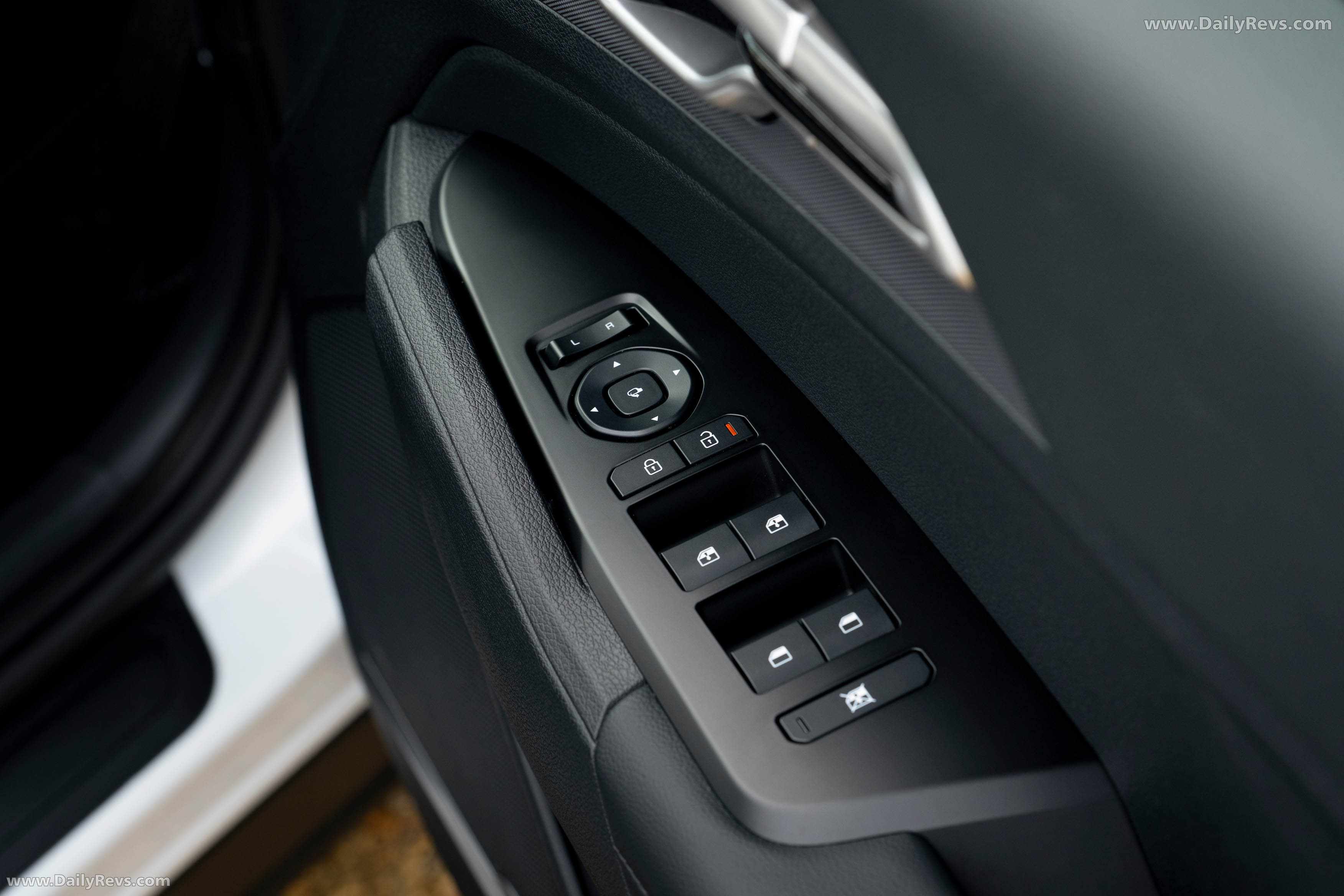 2026 Kia Sportage HEV UK Version Interior