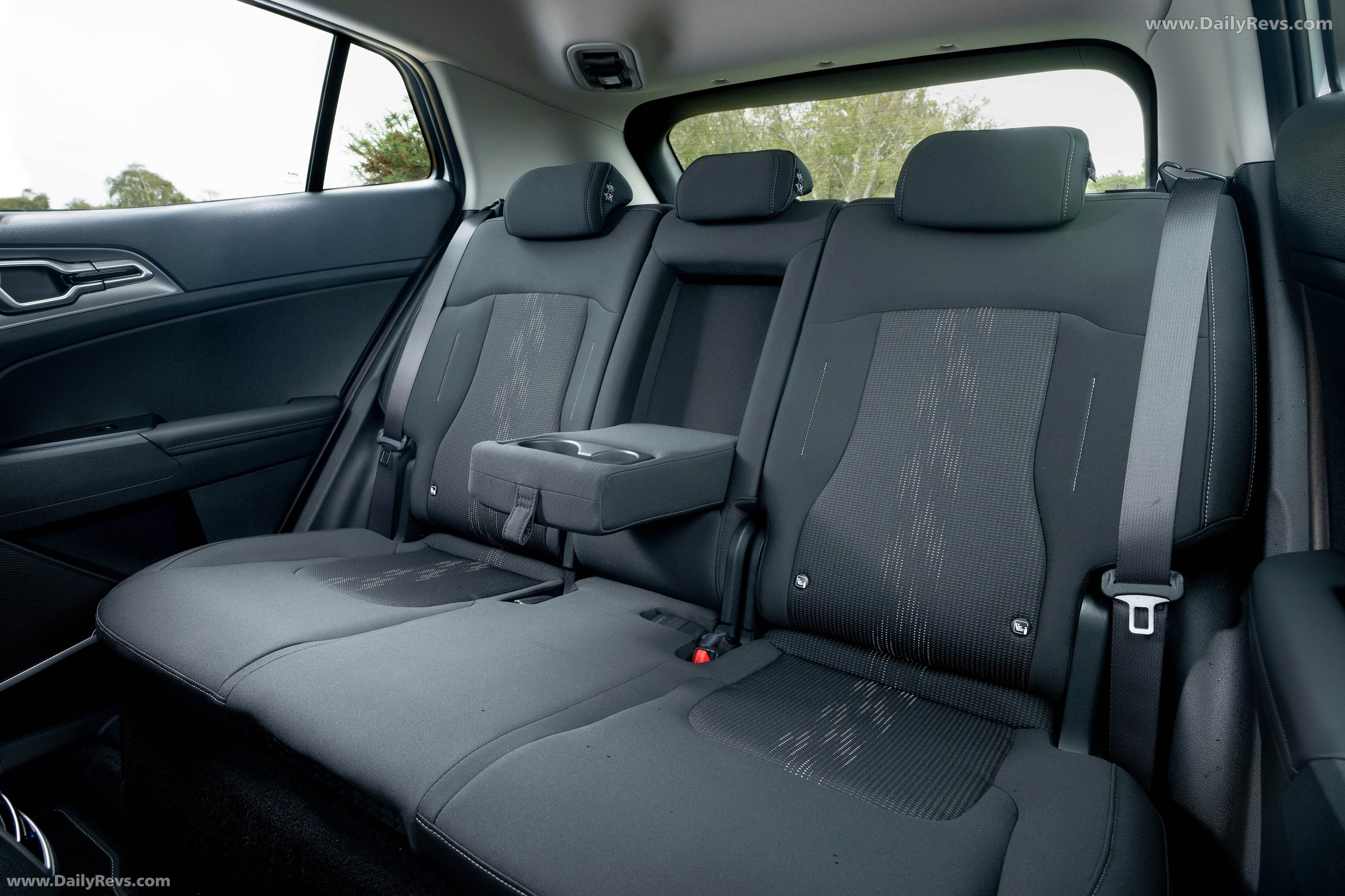 2026 Kia Sportage HEV UK Version Interior