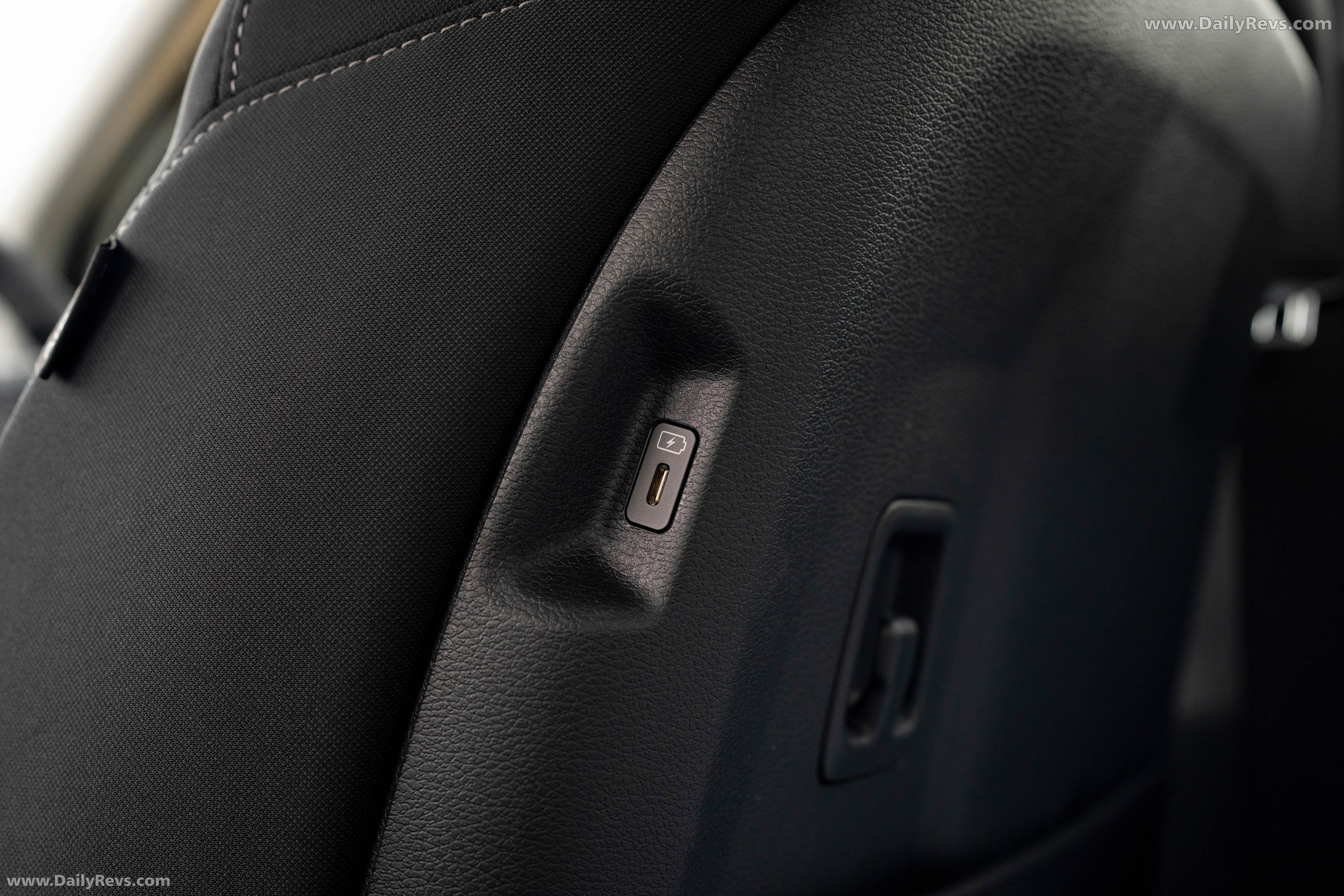 2026 Kia Sportage HEV UK Version Interior